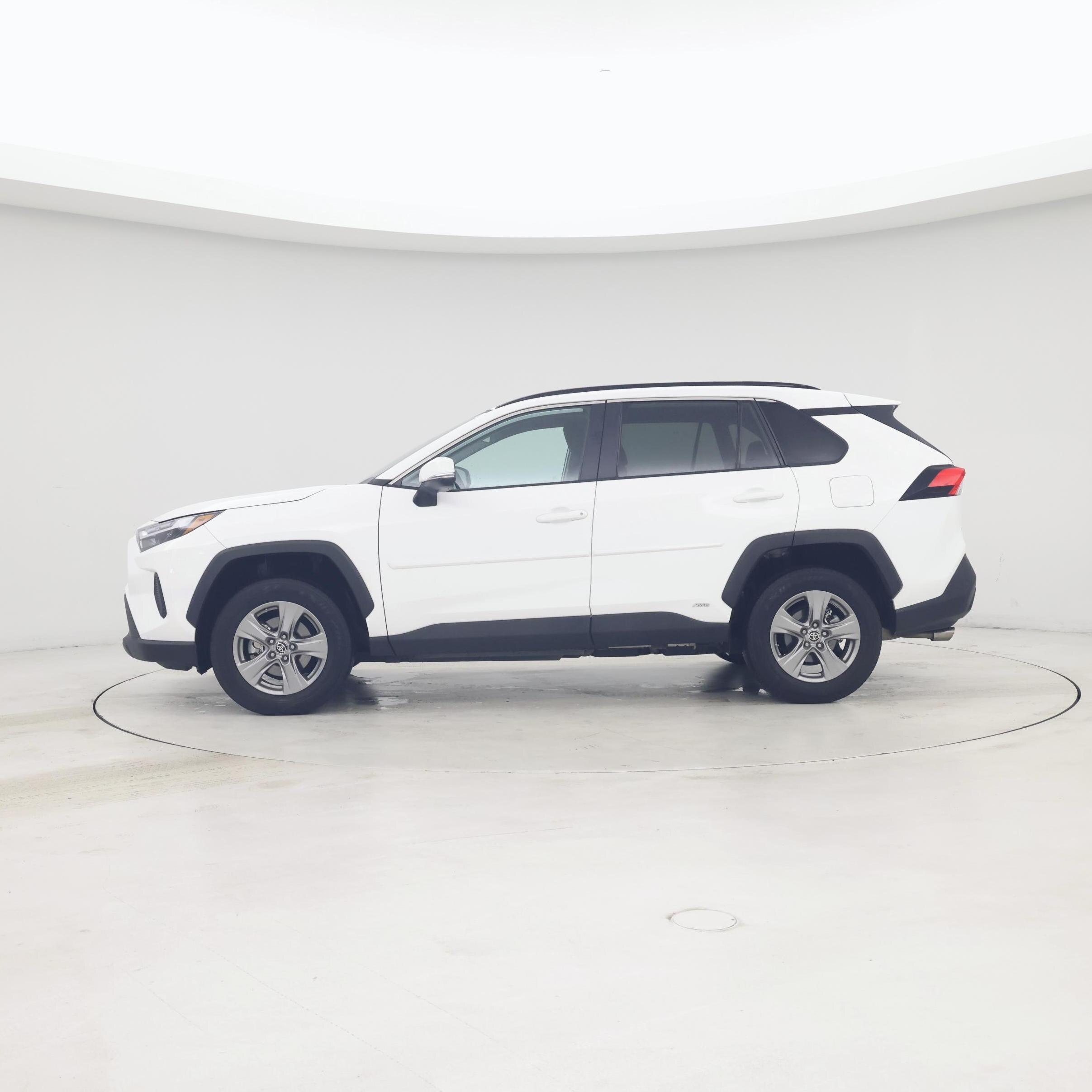 Thumbnail: 2024 Toyota RAV4 - 3