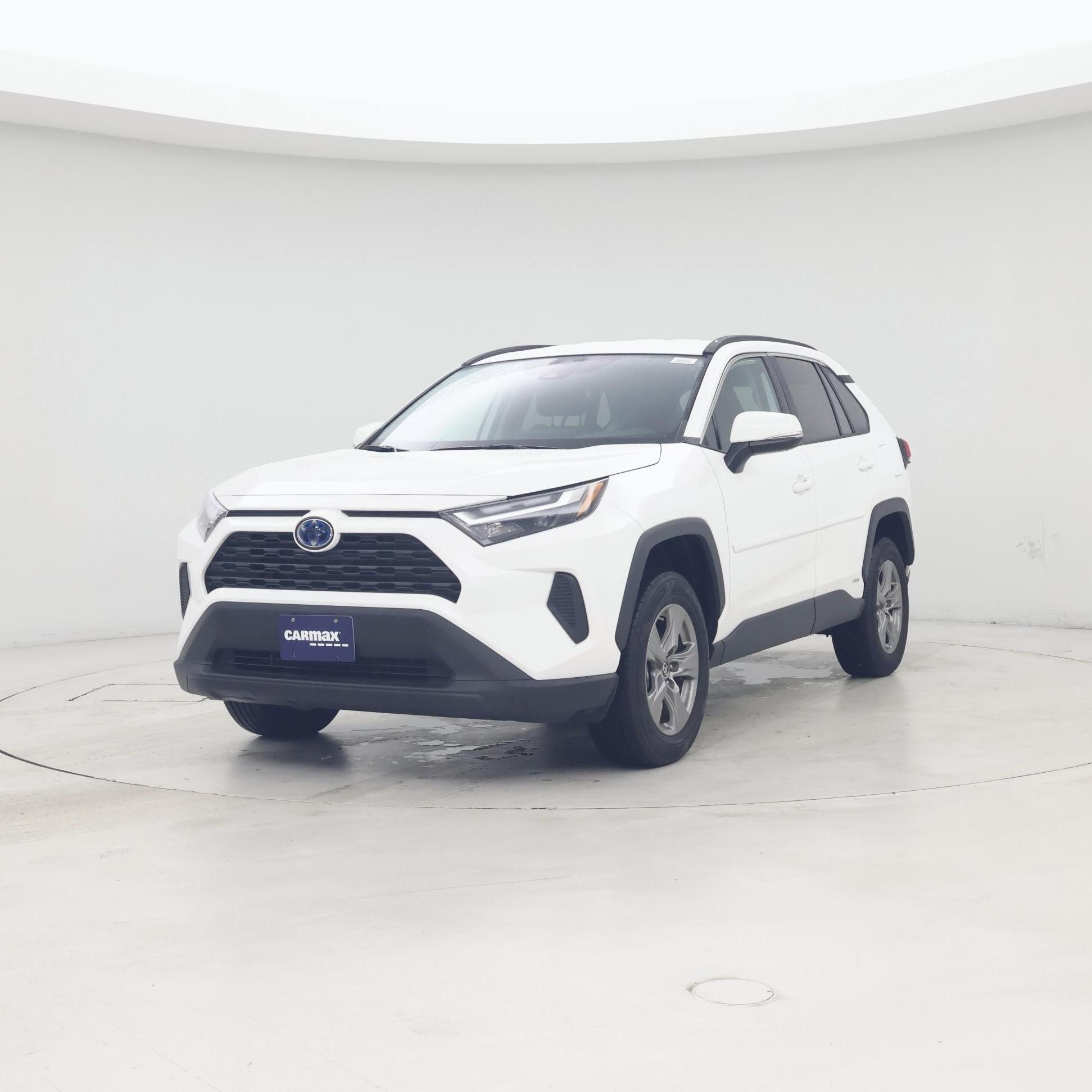 Thumbnail: 2024 Toyota RAV4 - 4