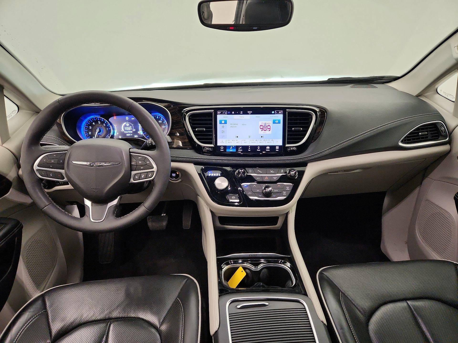 Thumbnail: 2024 Chrysler Pacifica - 9