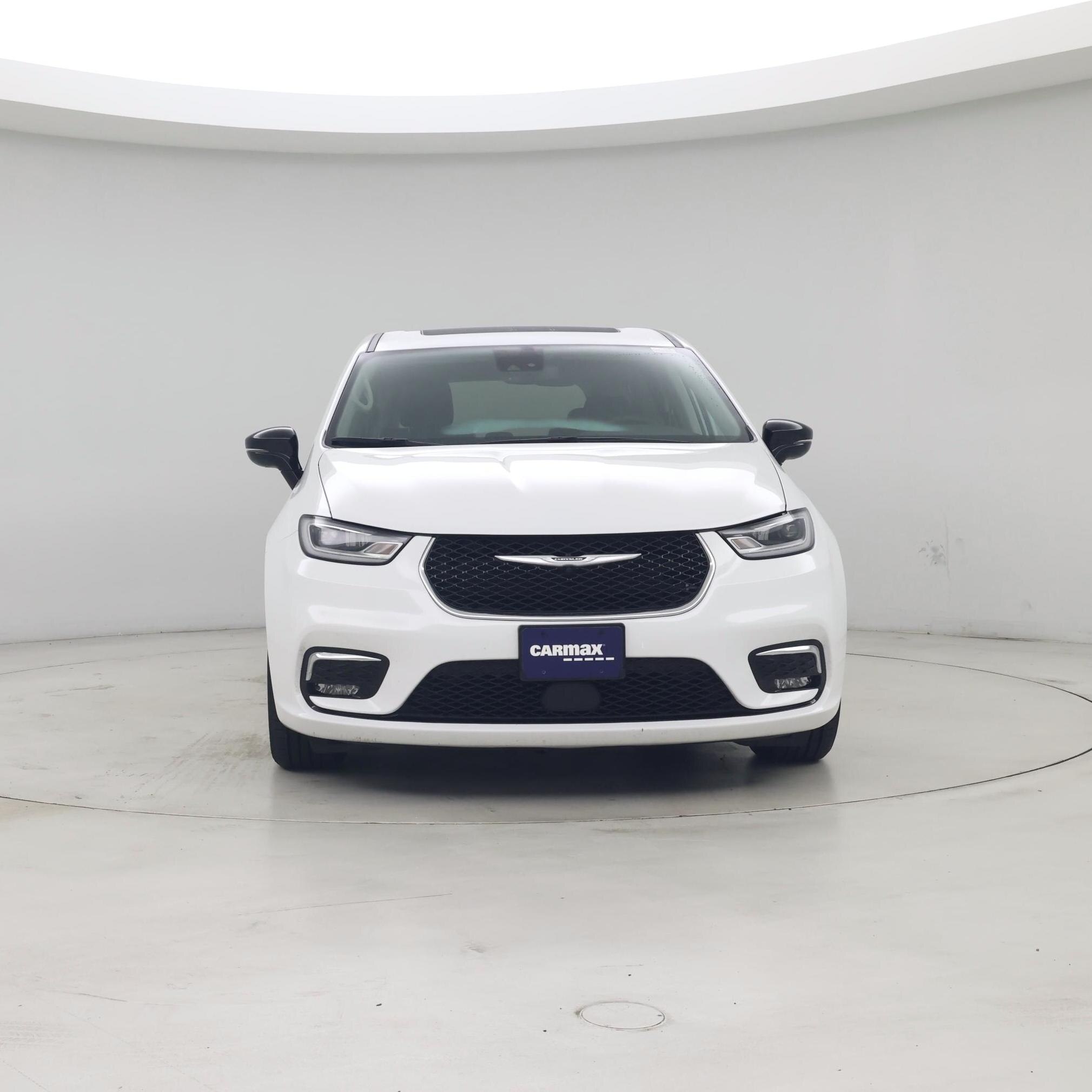 Thumbnail: 2024 Chrysler Pacifica - 5