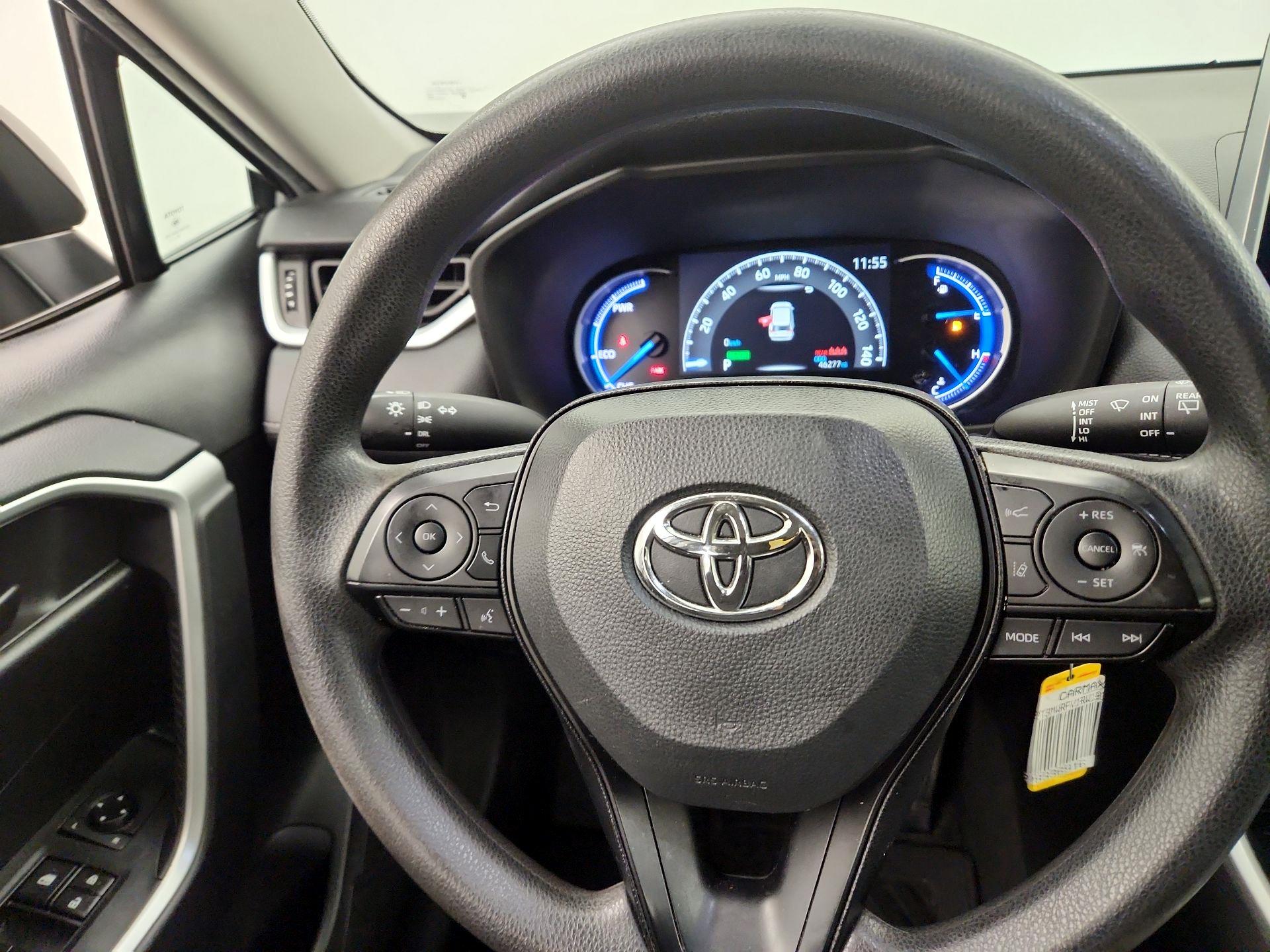 Thumbnail: 2024 Toyota RAV4 - 10