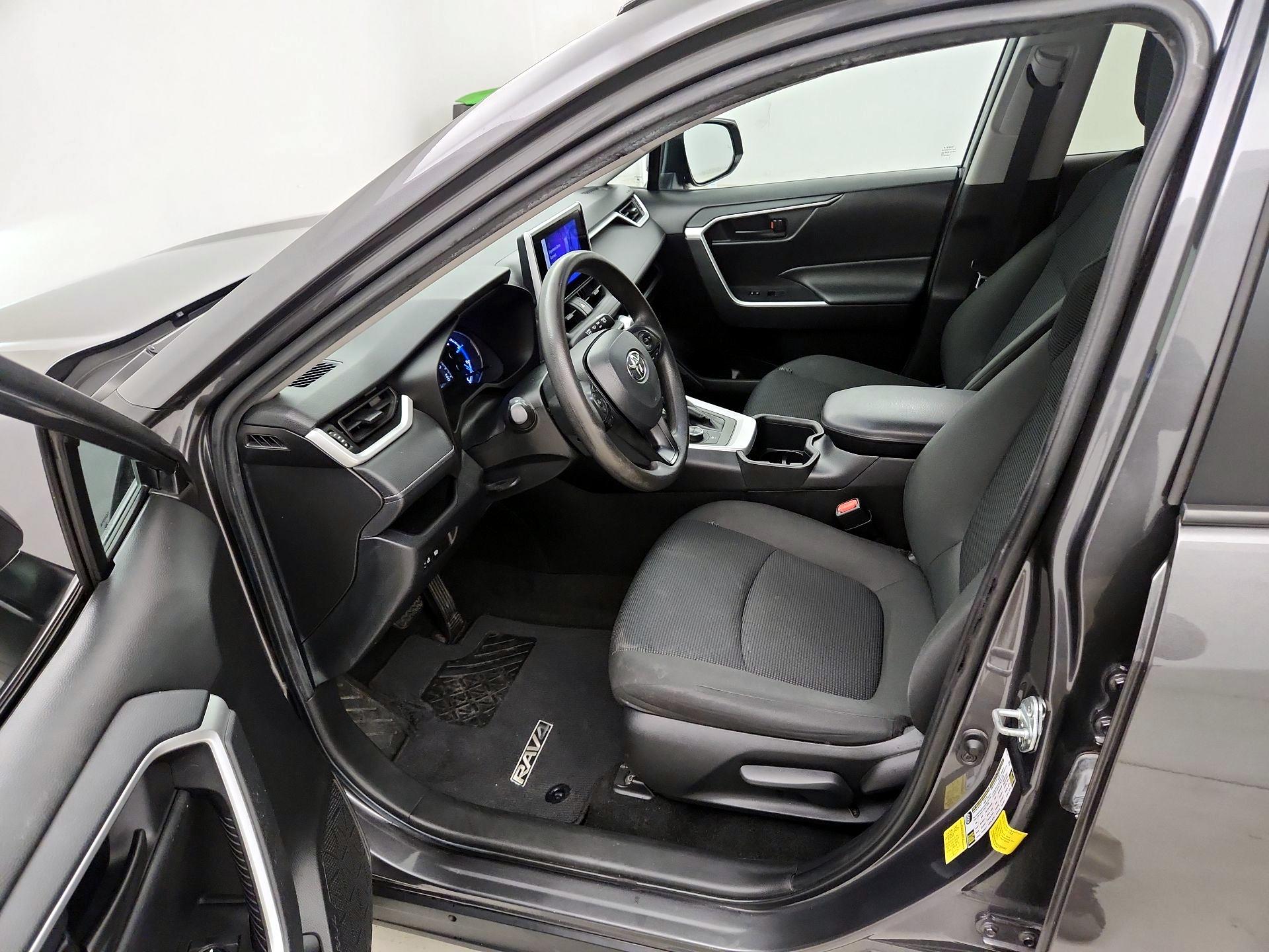 Thumbnail: 2024 Toyota RAV4 - 11