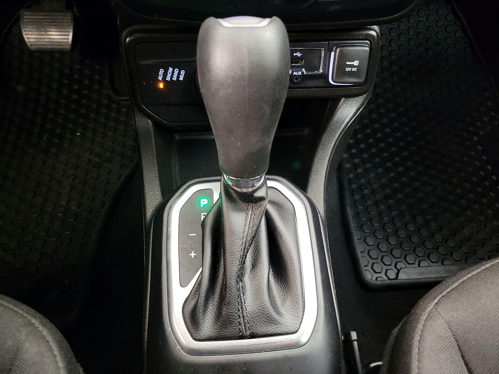 Thumbnail: 2023 Jeep Renegade - 17