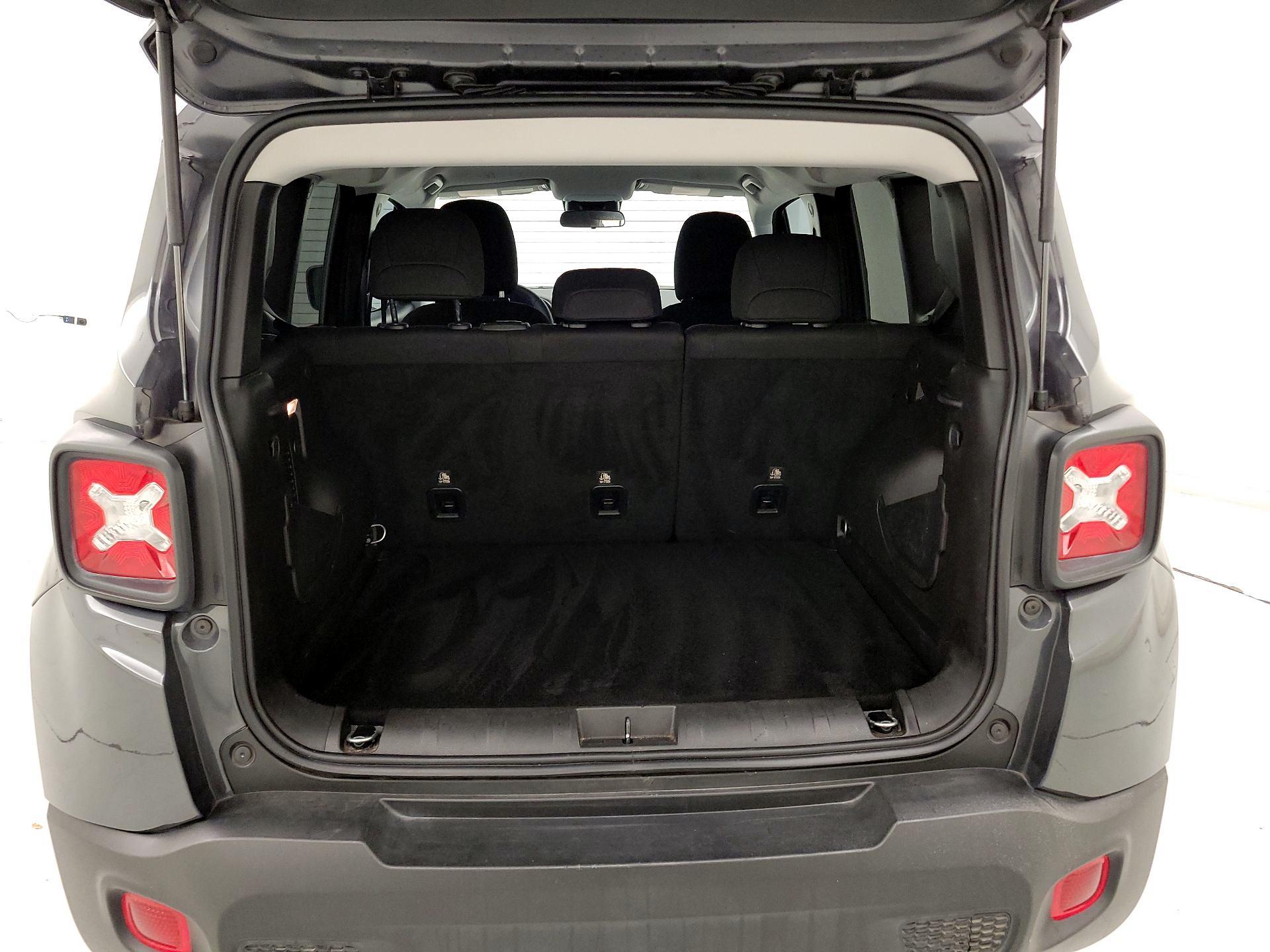 Thumbnail: 2023 Jeep Renegade - 20