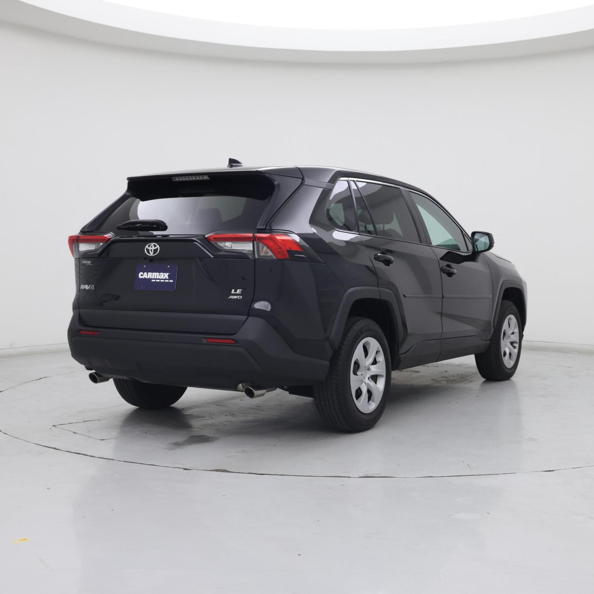 Thumbnail: 2024 Toyota RAV4 - 8