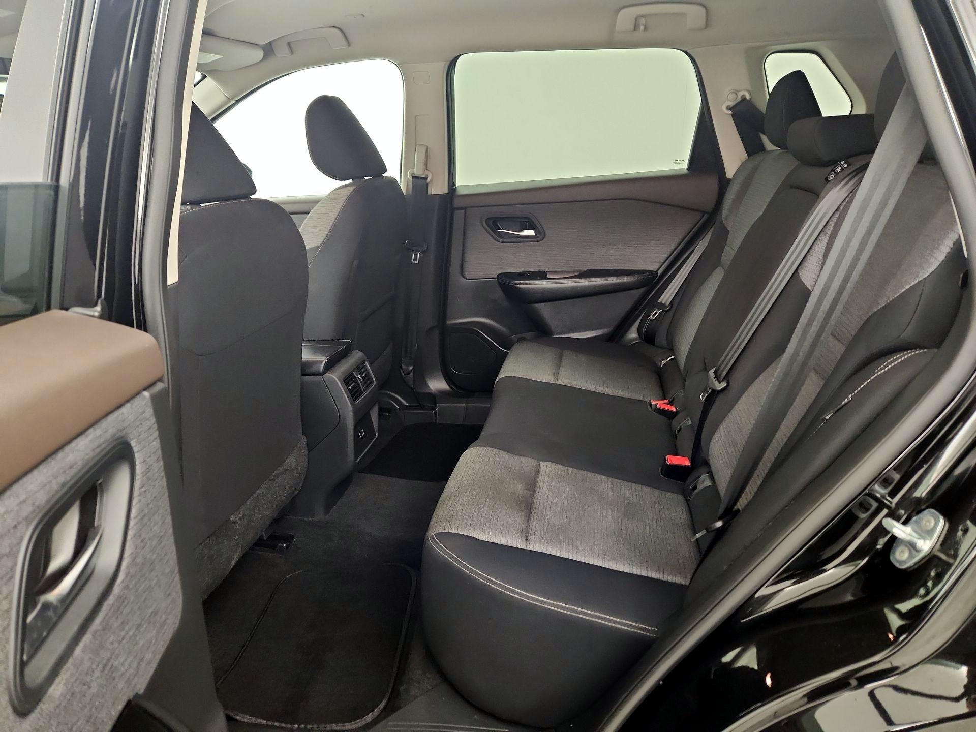 Thumbnail: 2023 Nissan Rogue - 19