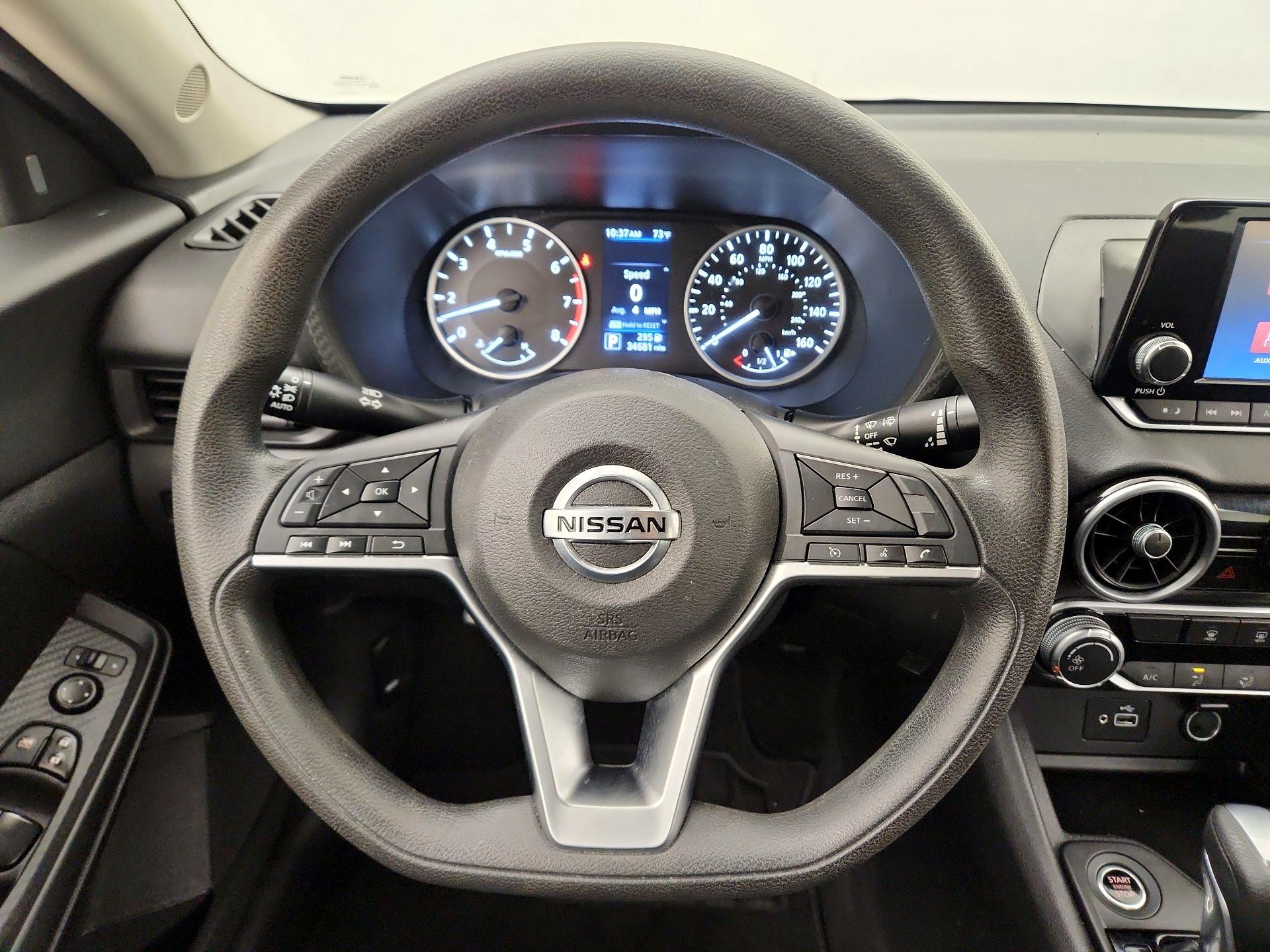 Thumbnail: 2021 Nissan Sentra - 10