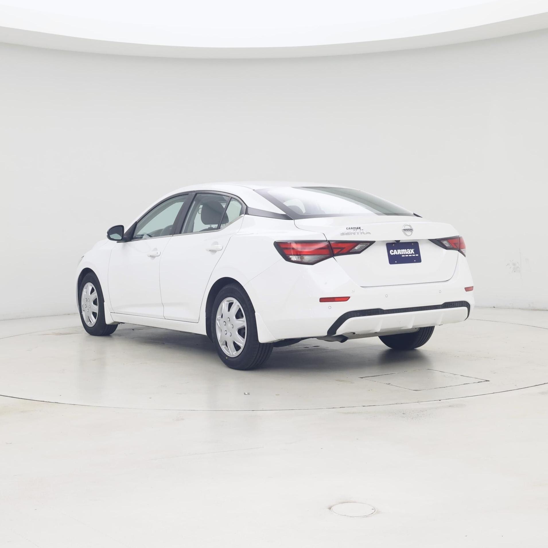 Thumbnail: 2021 Nissan Sentra - 2