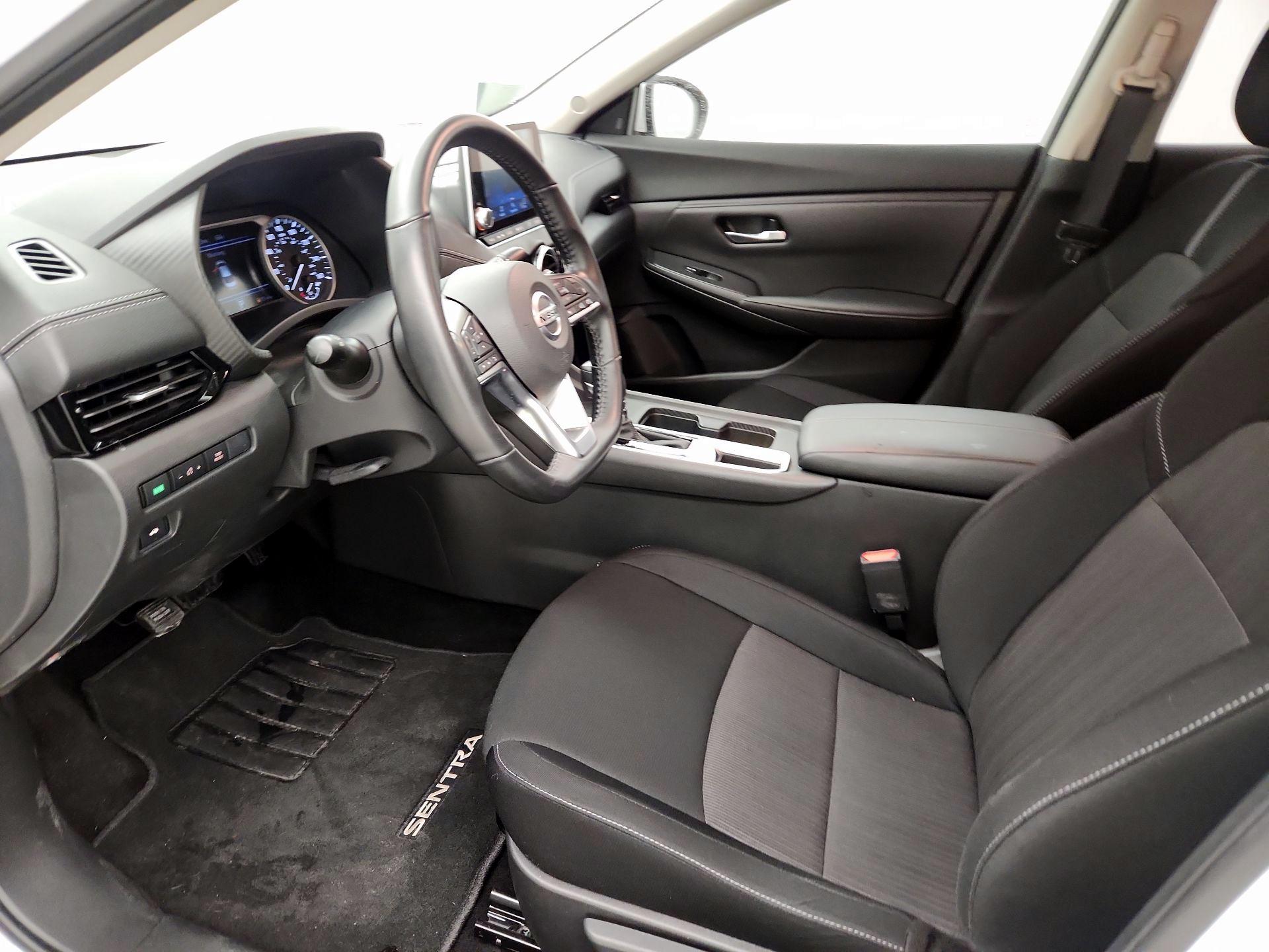 Thumbnail: 2023 Nissan Sentra - 11