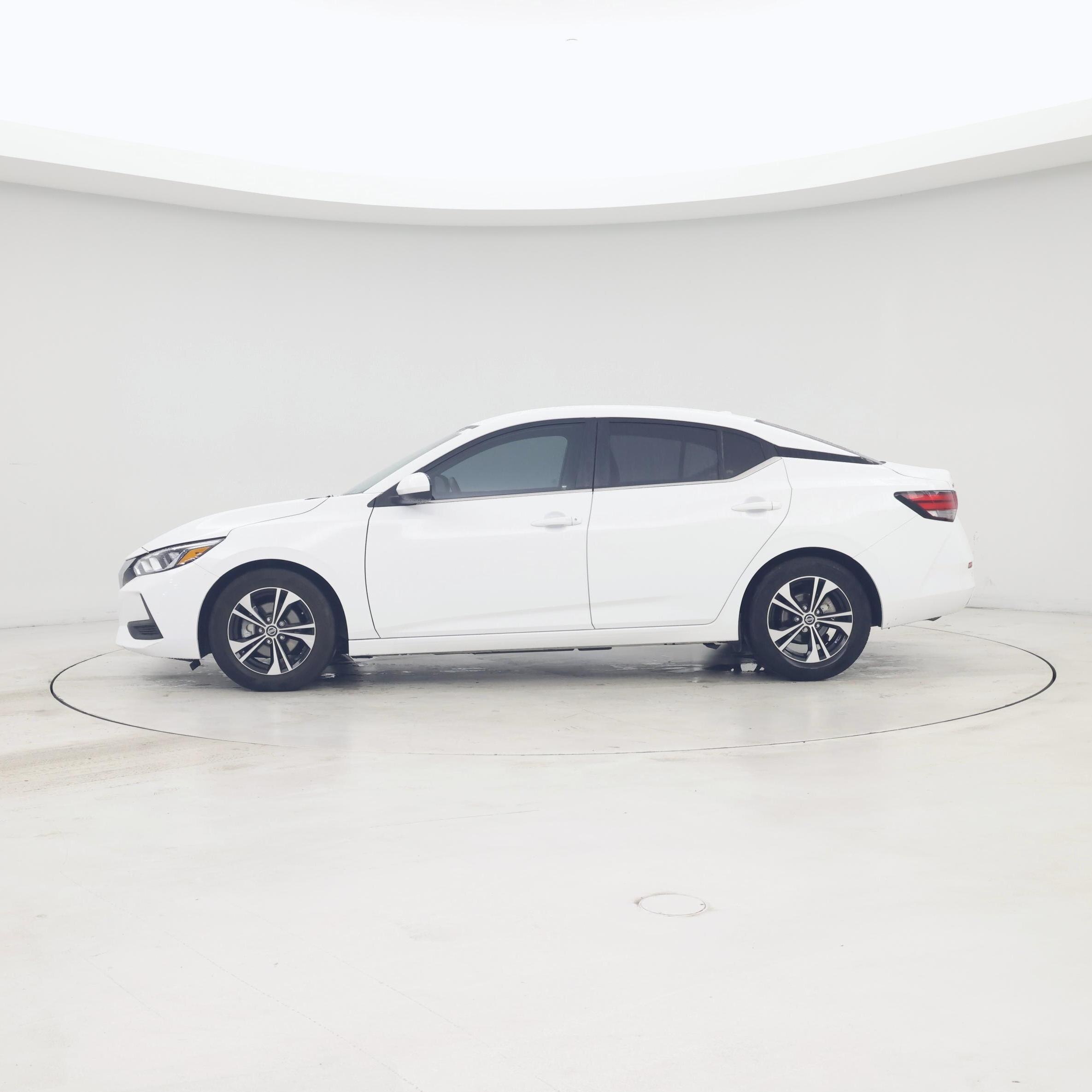 Thumbnail: 2023 Nissan Sentra - 3