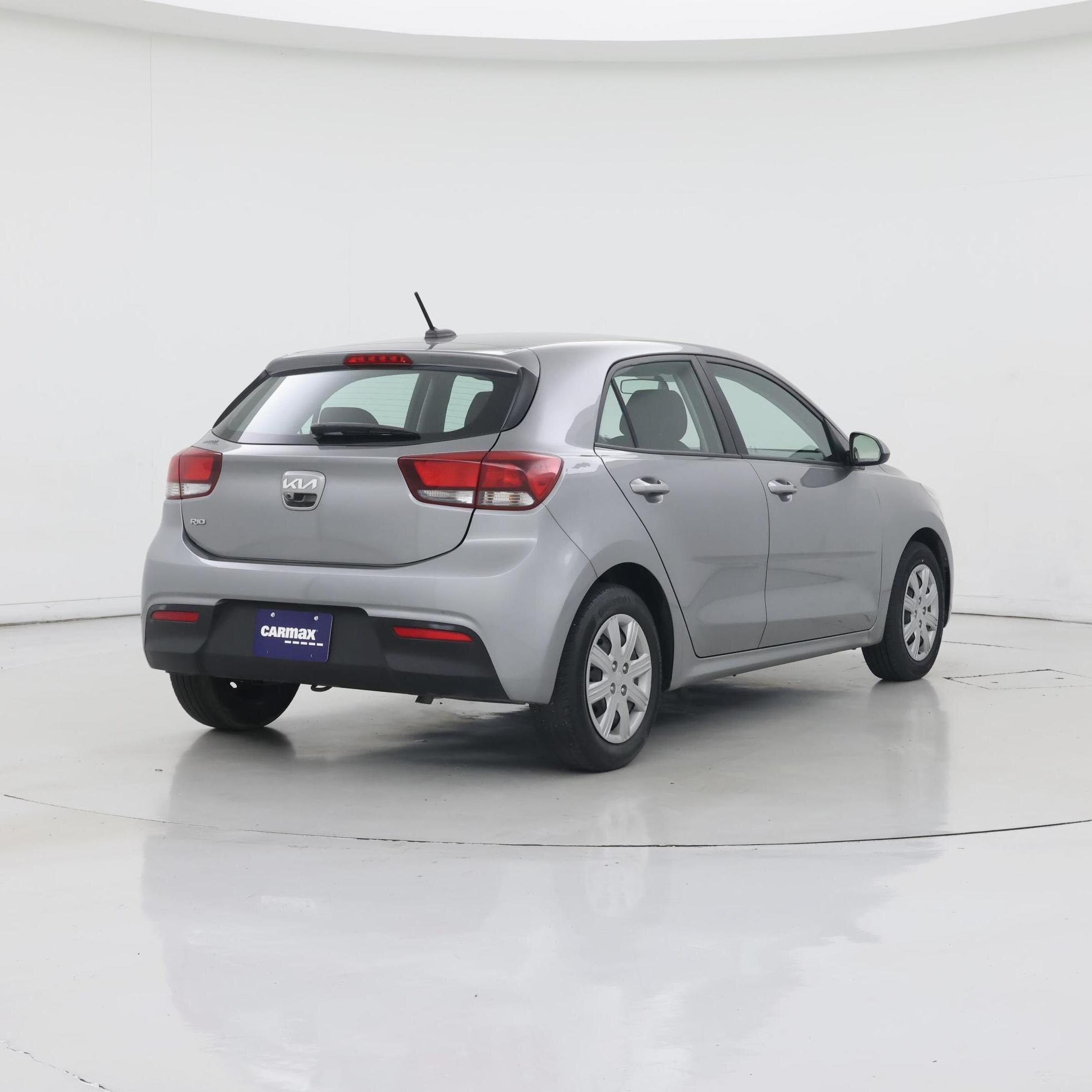 Thumbnail: 2022 Kia Rio5 - 8