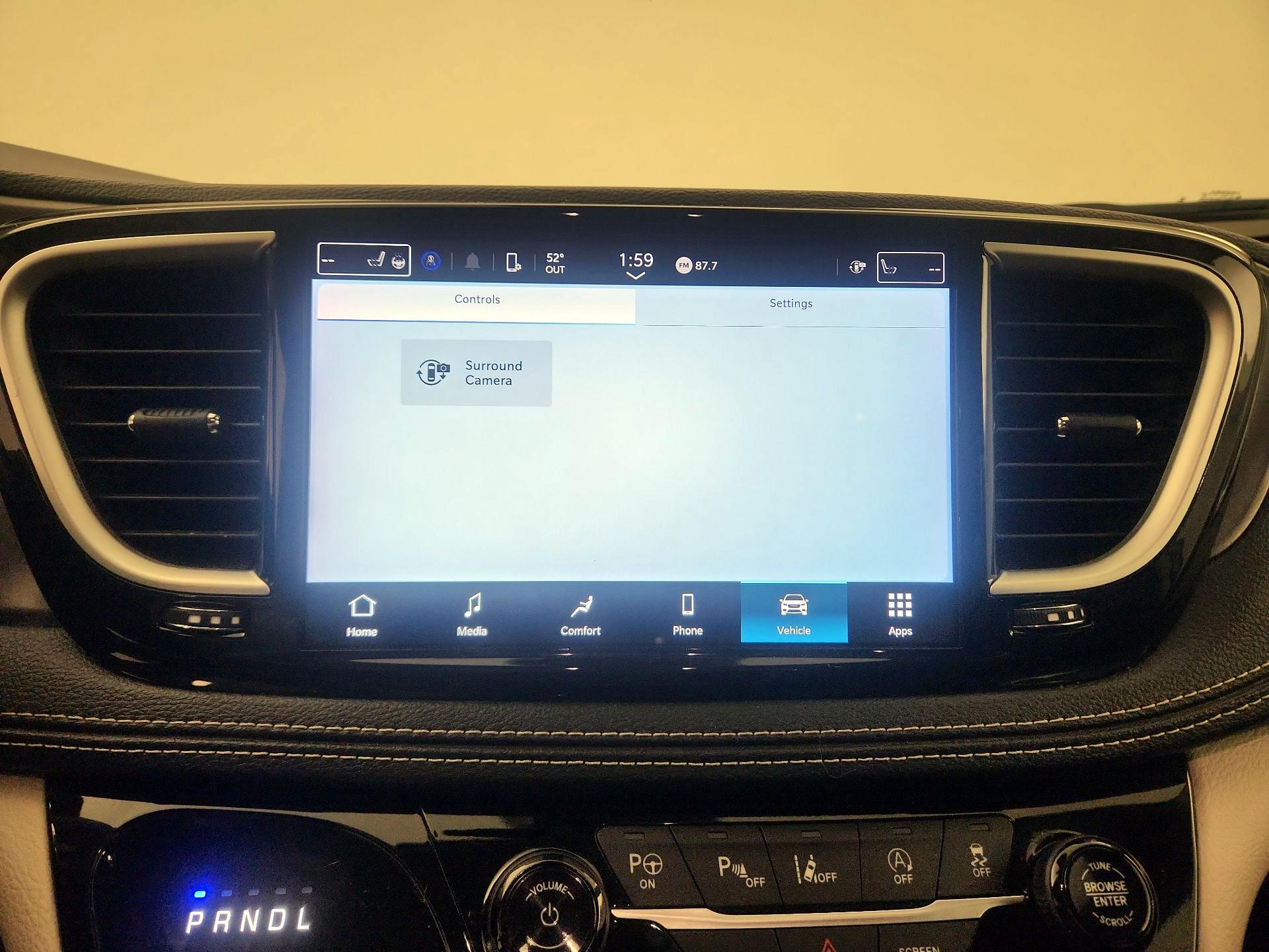 Thumbnail: 2024 Chrysler Pacifica - 13