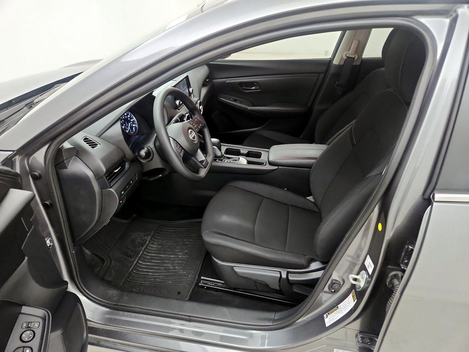 Thumbnail: 2025 Nissan Sentra - 11