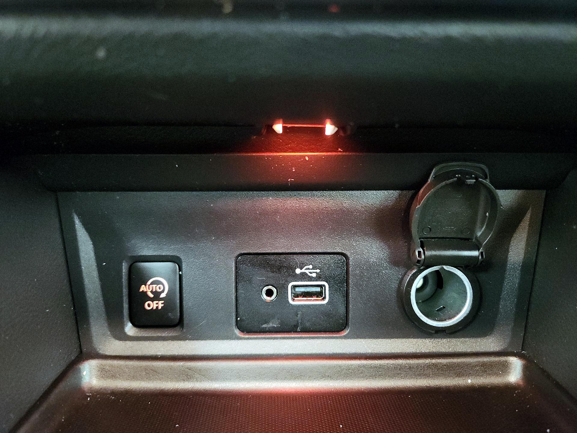 Thumbnail: 2025 Nissan Sentra - 18