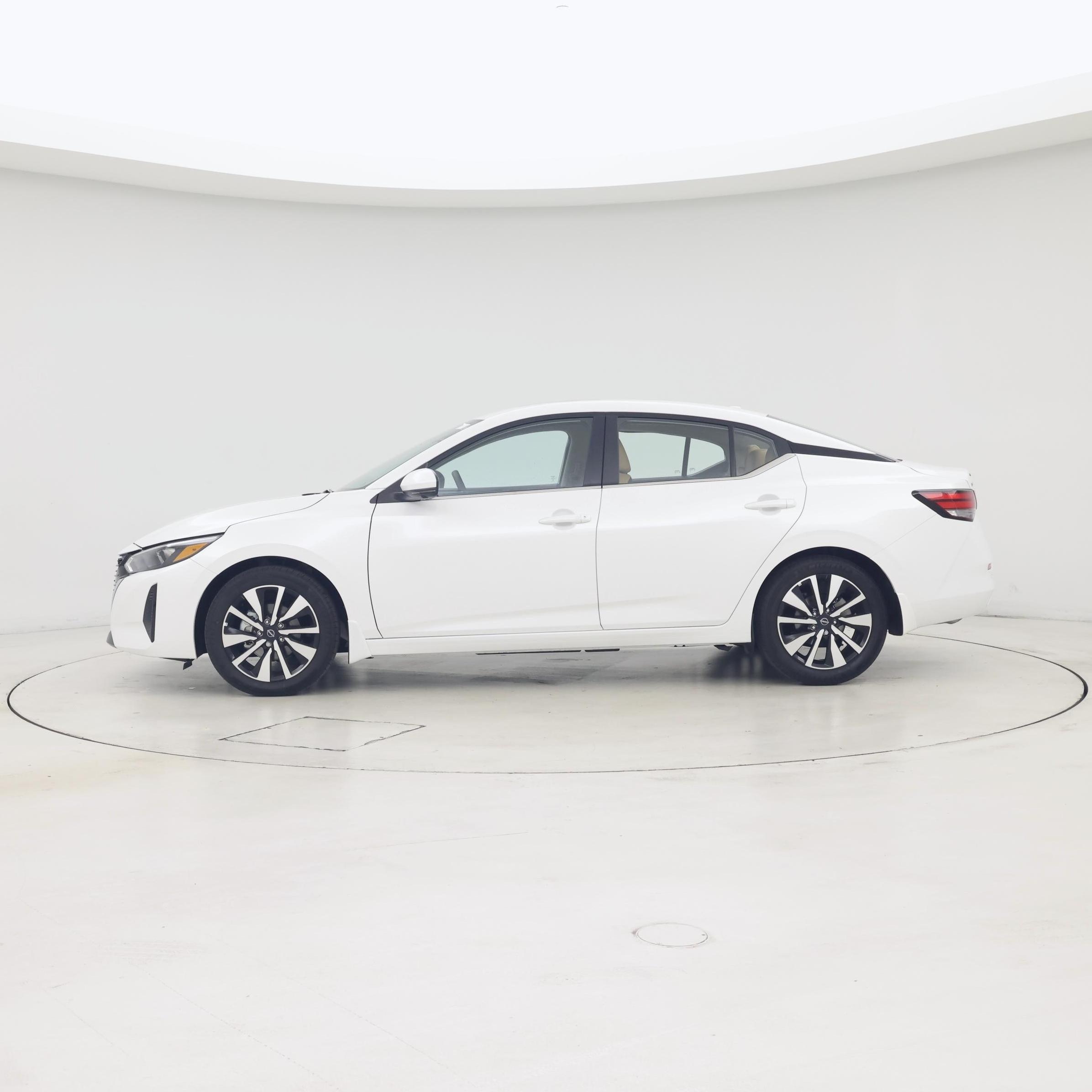 Thumbnail: 2025 Nissan Sentra - 3