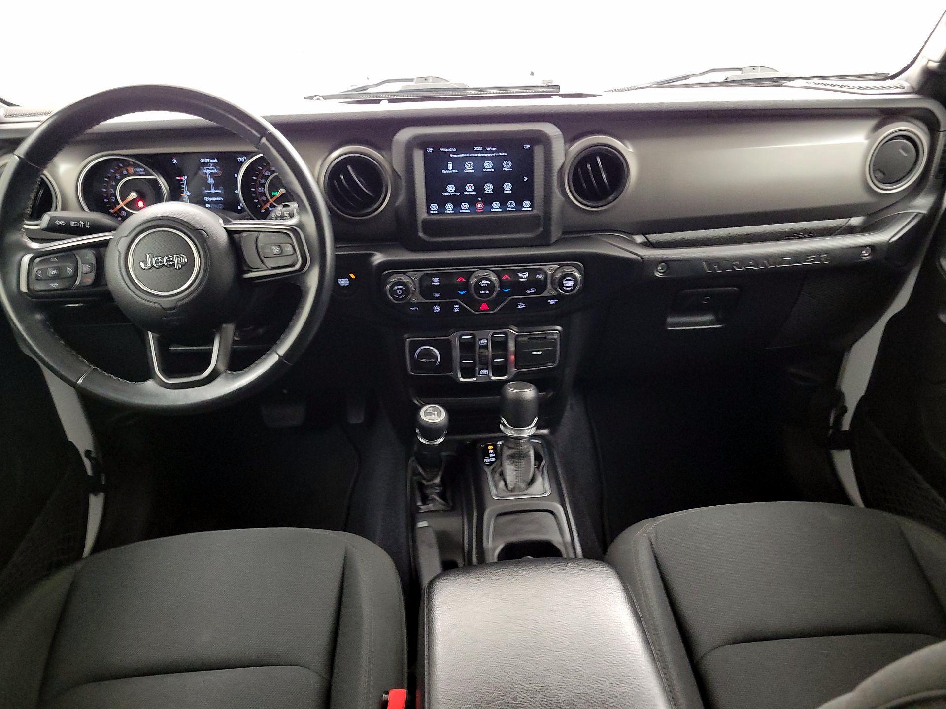 Thumbnail: 2022 Jeep Wrangler - 9