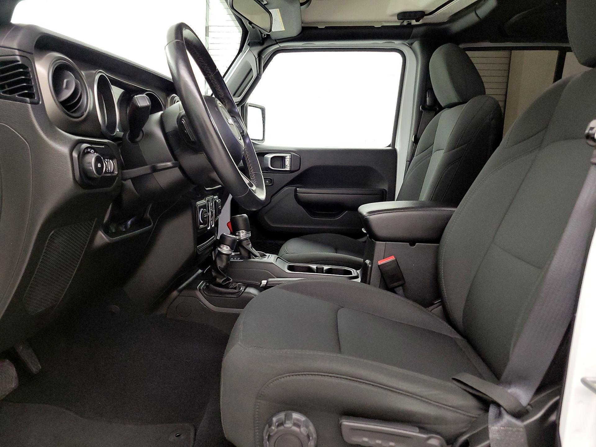 Thumbnail: 2022 Jeep Wrangler - 11