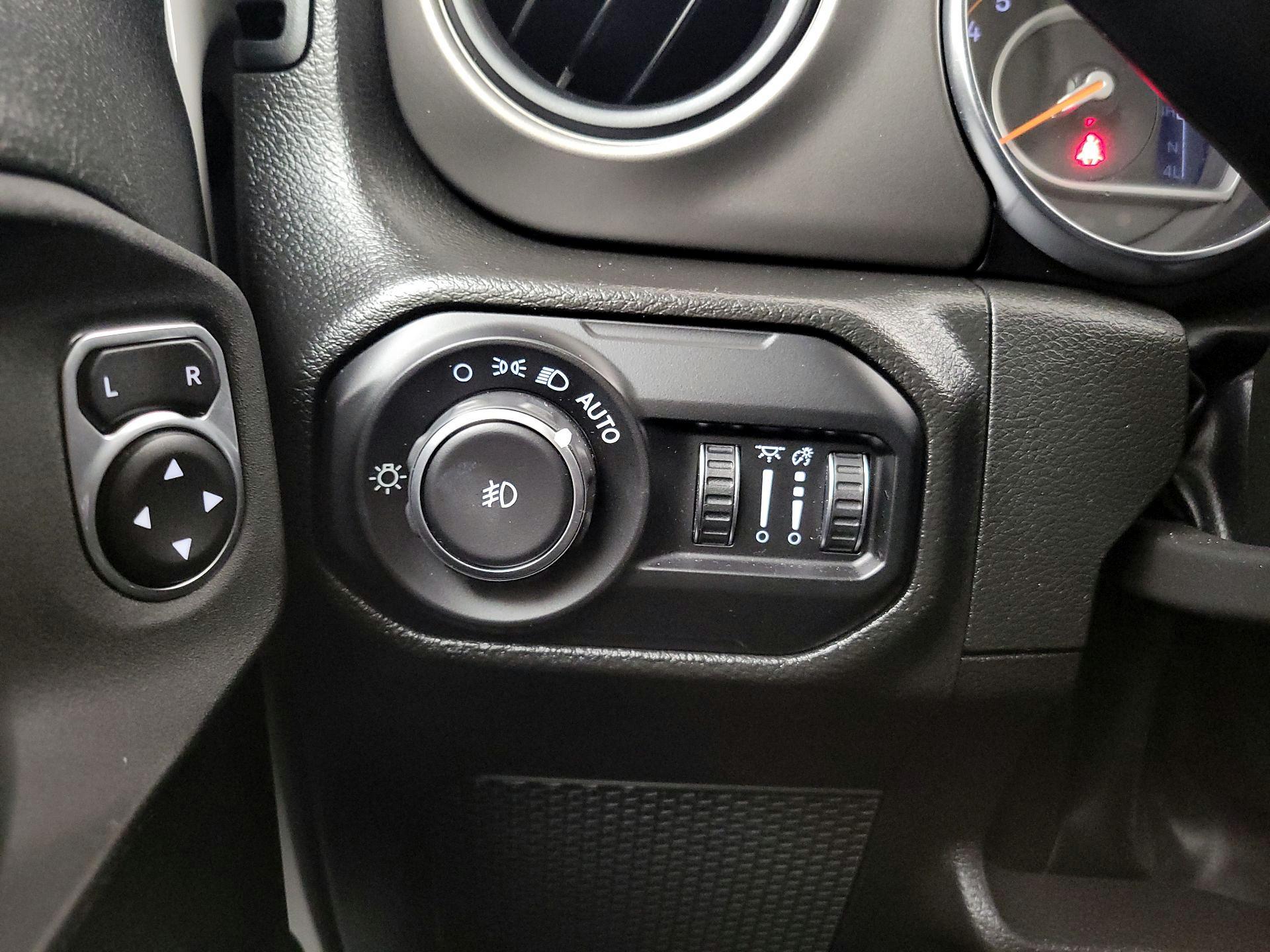 Thumbnail: 2022 Jeep Wrangler - 13