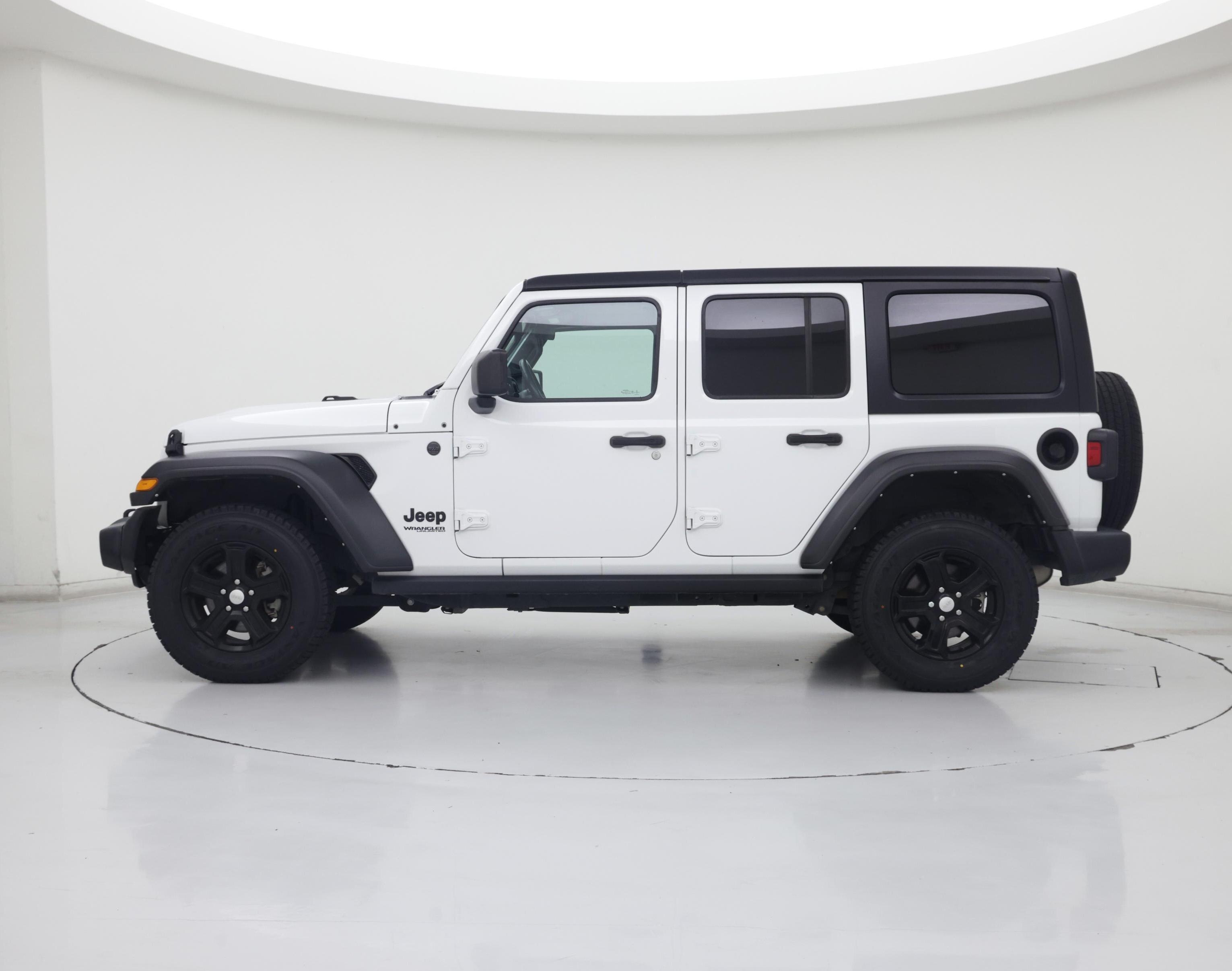 Thumbnail: 2022 Jeep Wrangler - 3