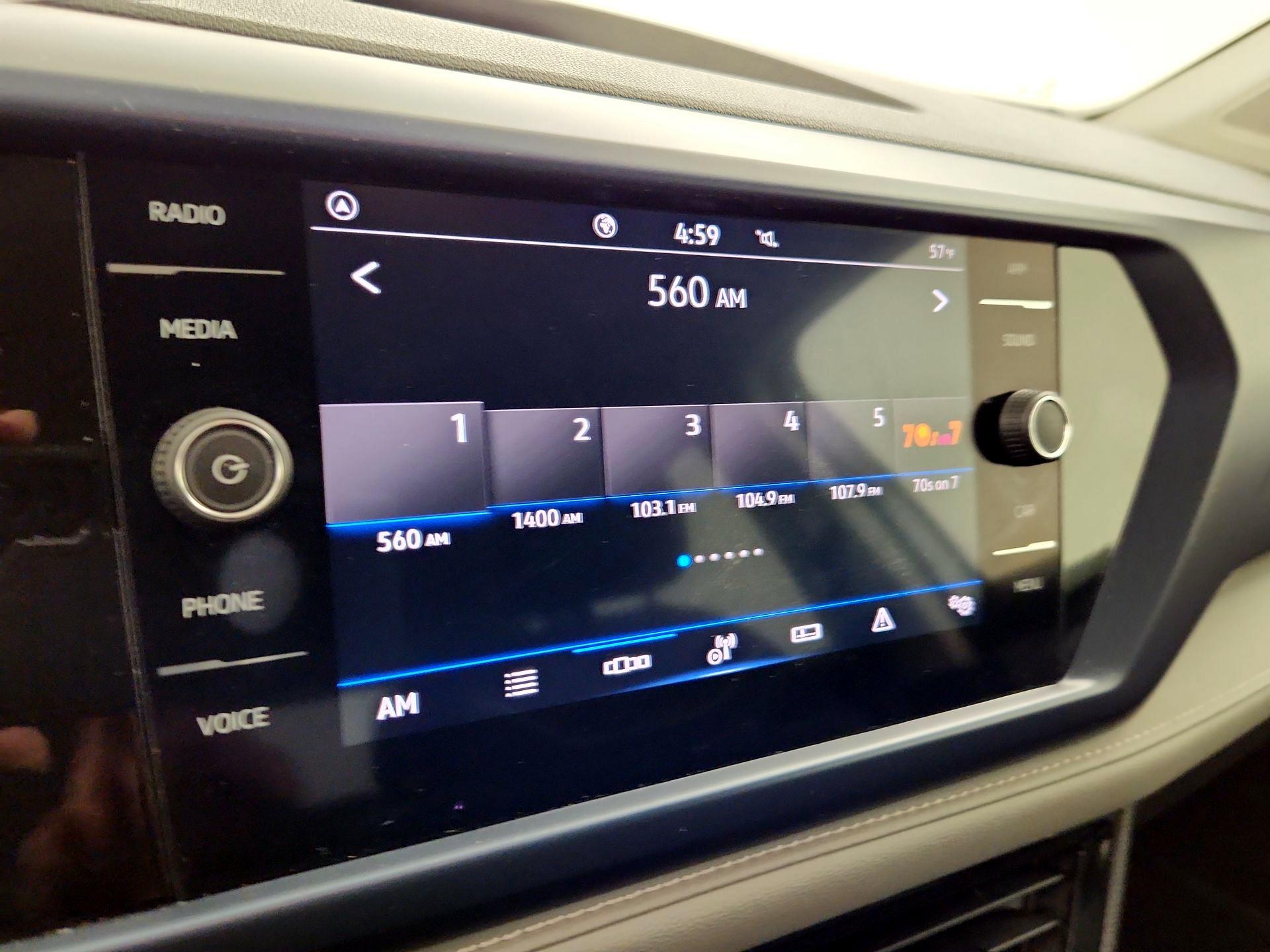 Thumbnail: 2024 Volkswagen Taos - 15