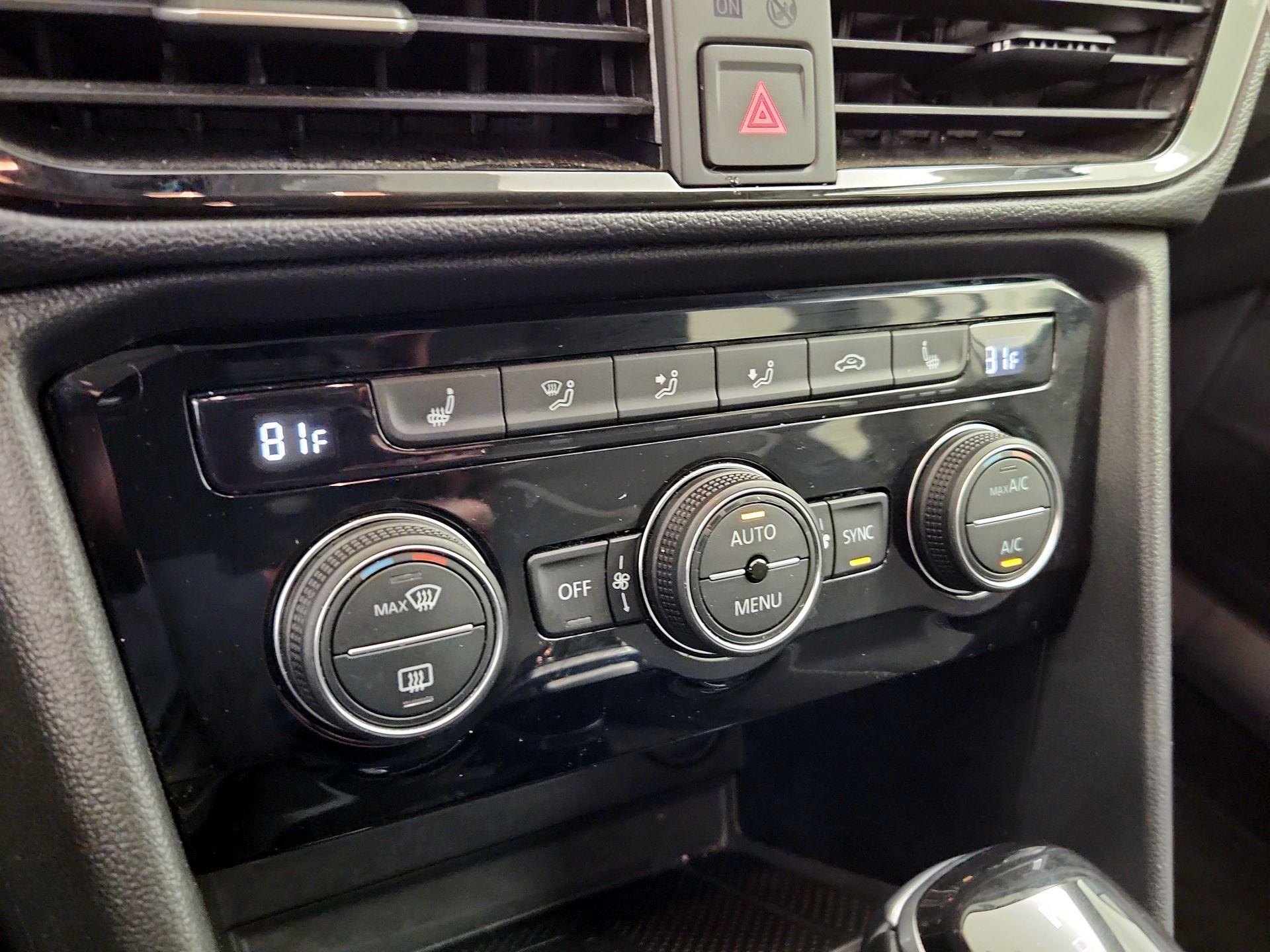 Thumbnail: 2024 Volkswagen Taos - 16