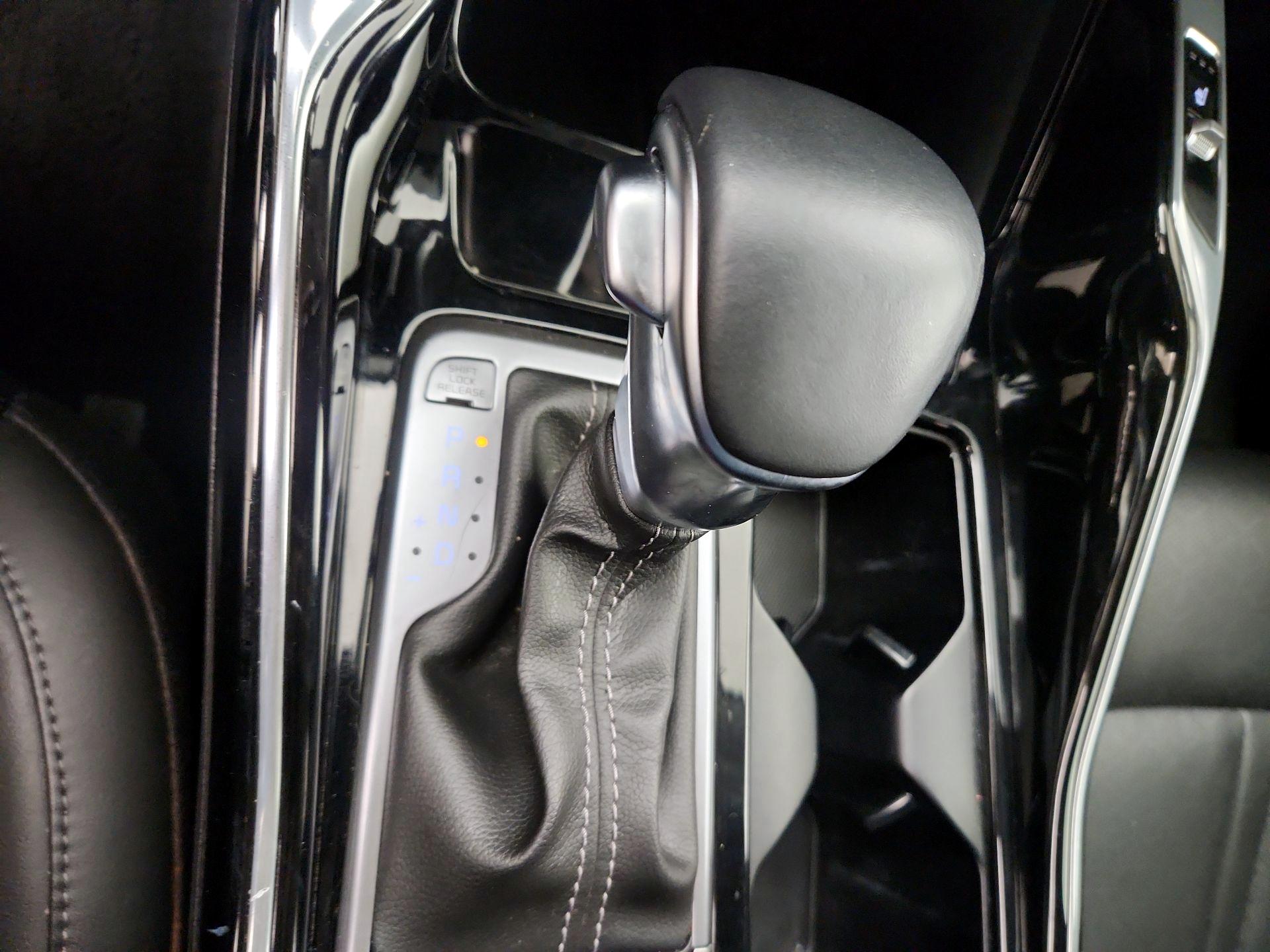 Thumbnail: 2023 Kia Sorento - 17