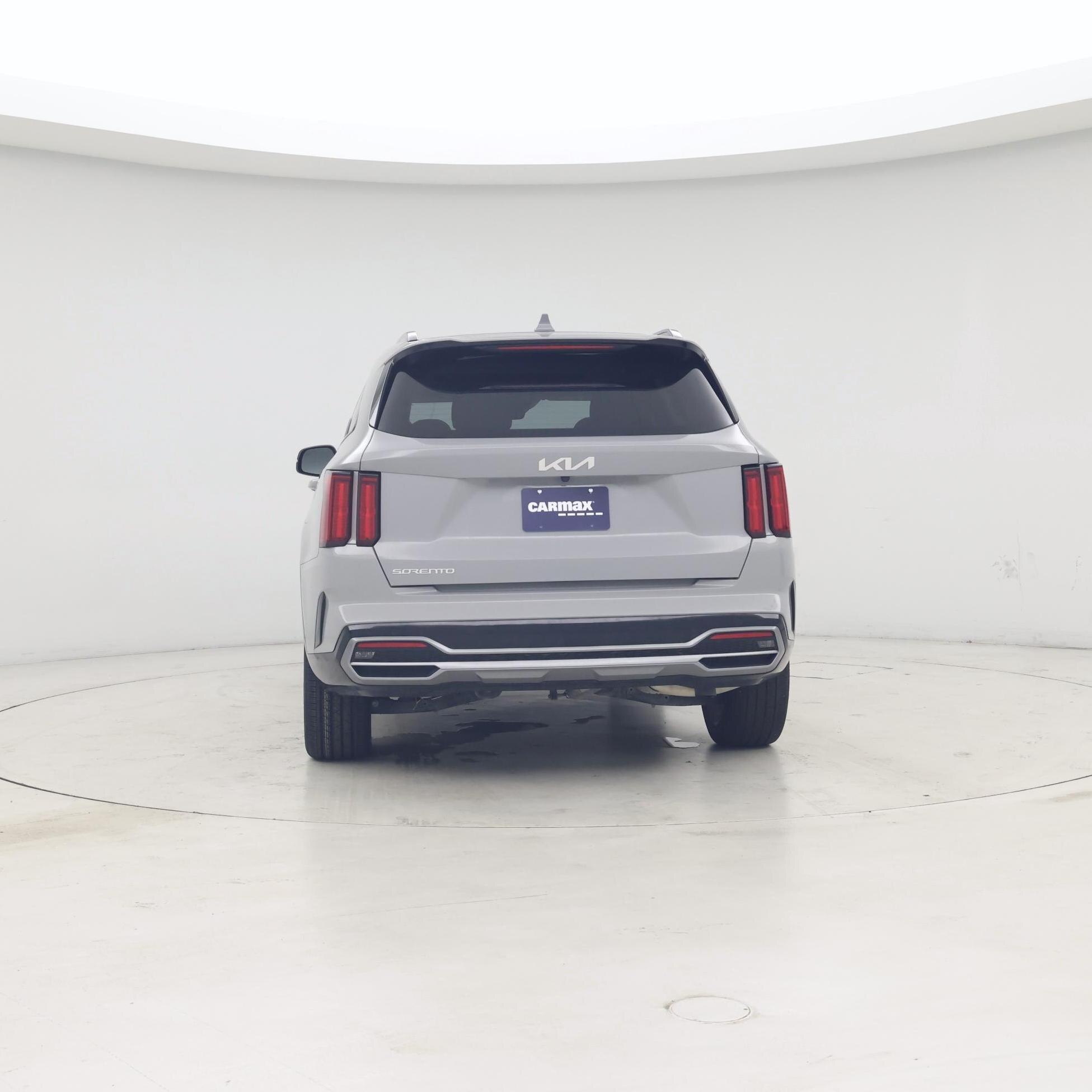 Thumbnail: 2023 Kia Sorento - 6