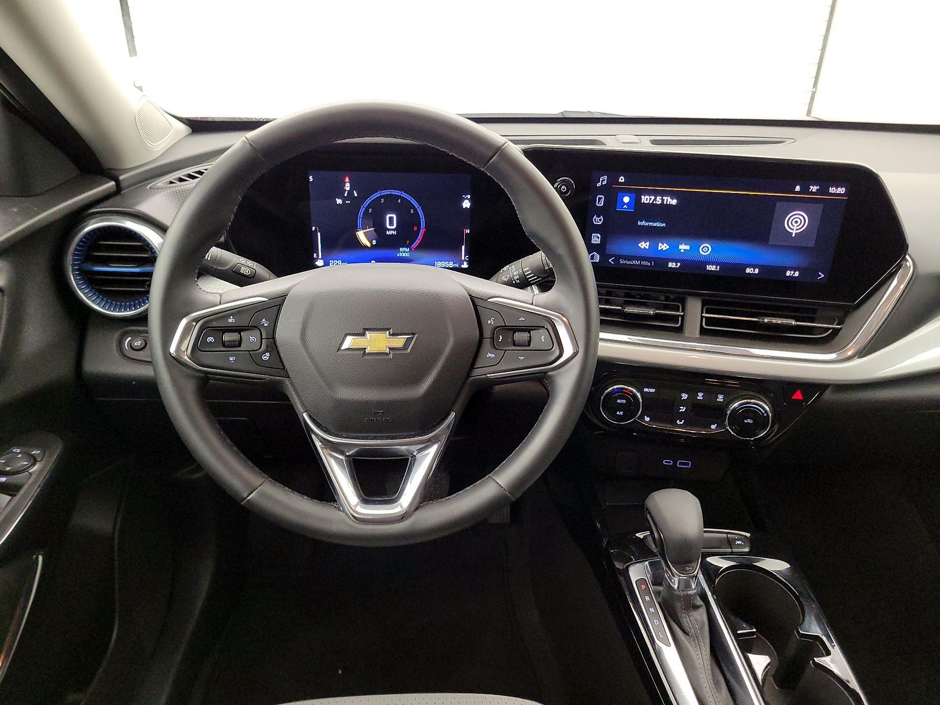 Thumbnail: 2025 Chevrolet Trax - 10