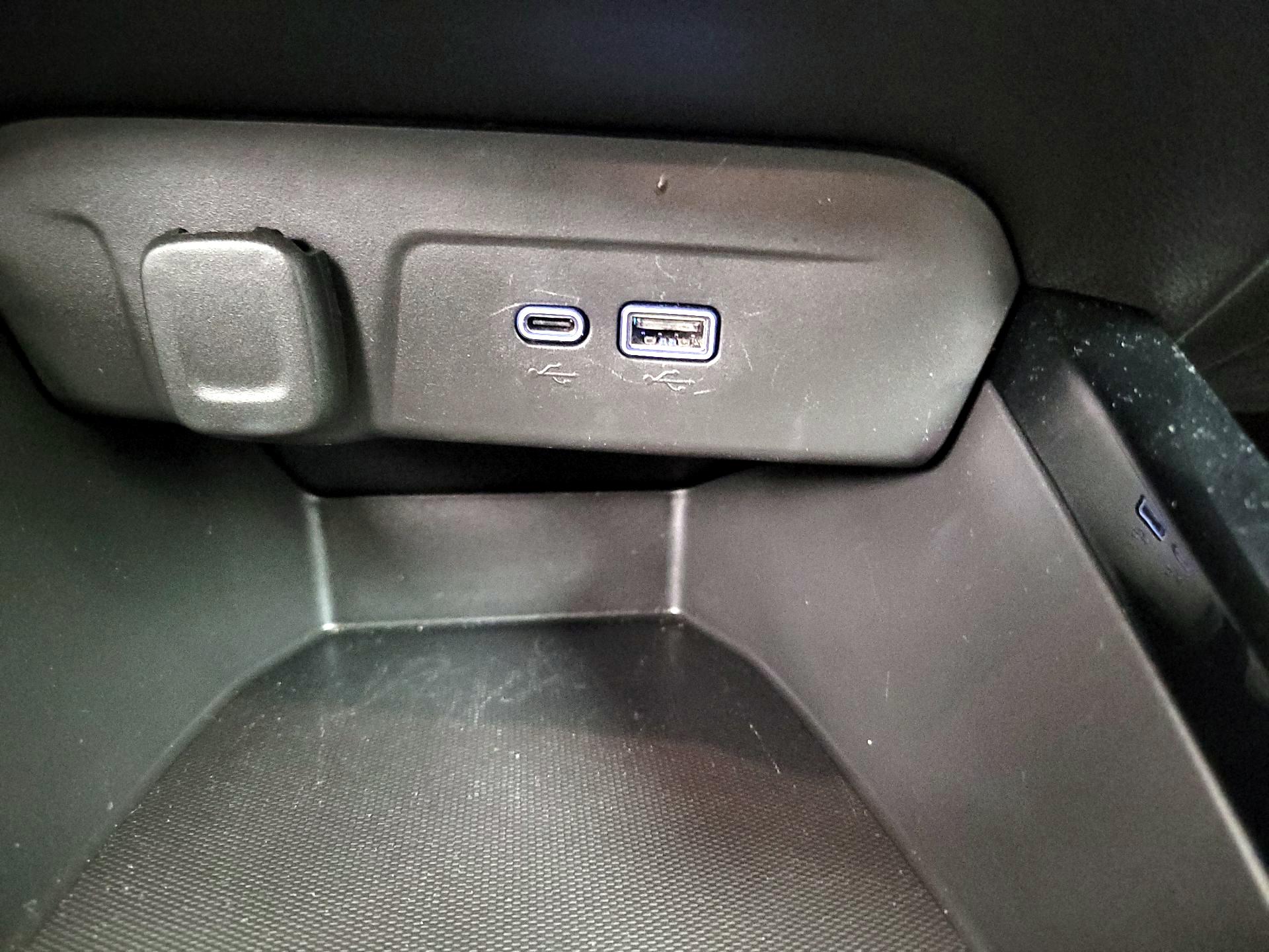 Thumbnail: 2025 Chevrolet Trax - 18