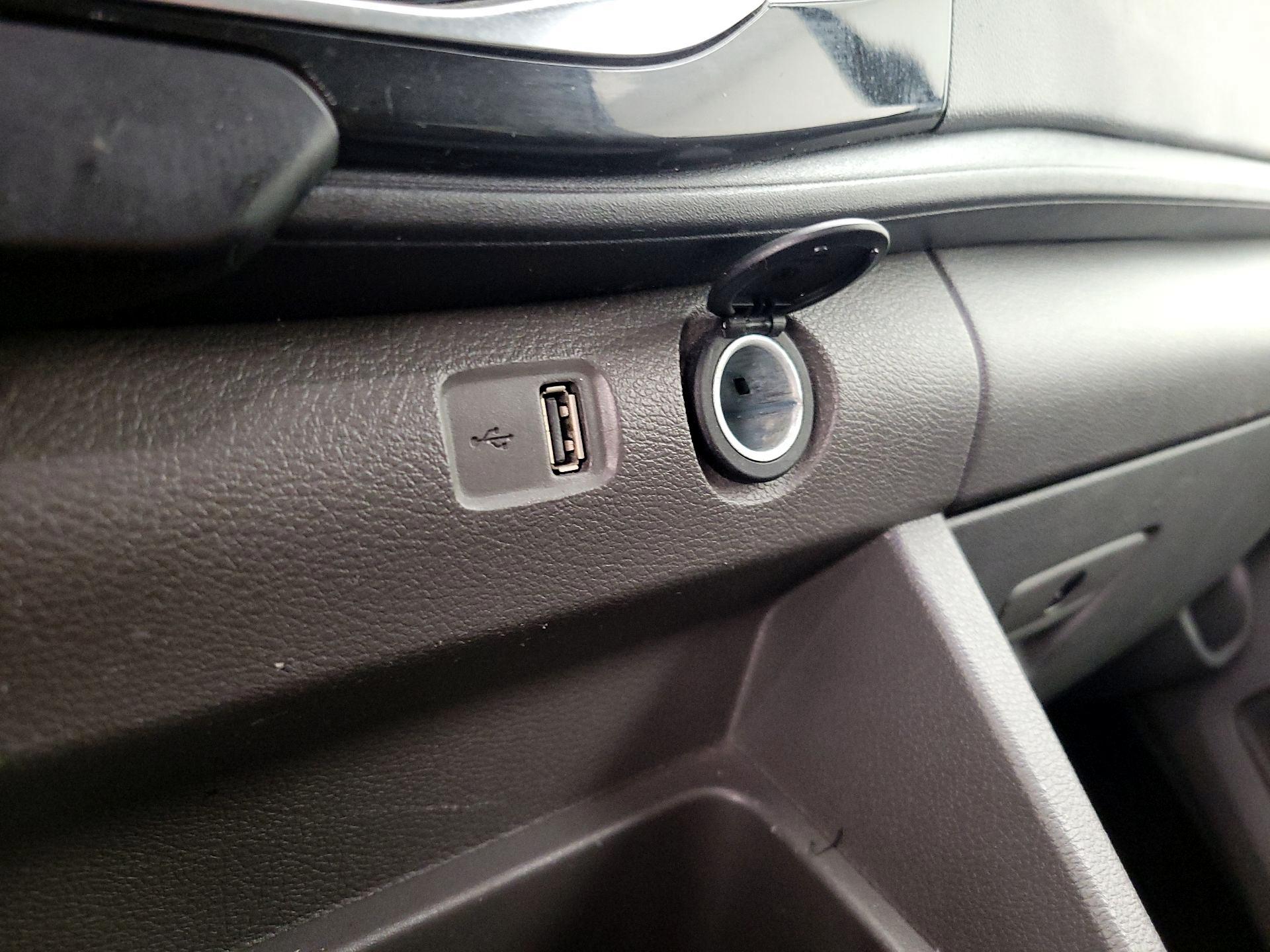 Thumbnail: 2023 Ford Transit Series - 19