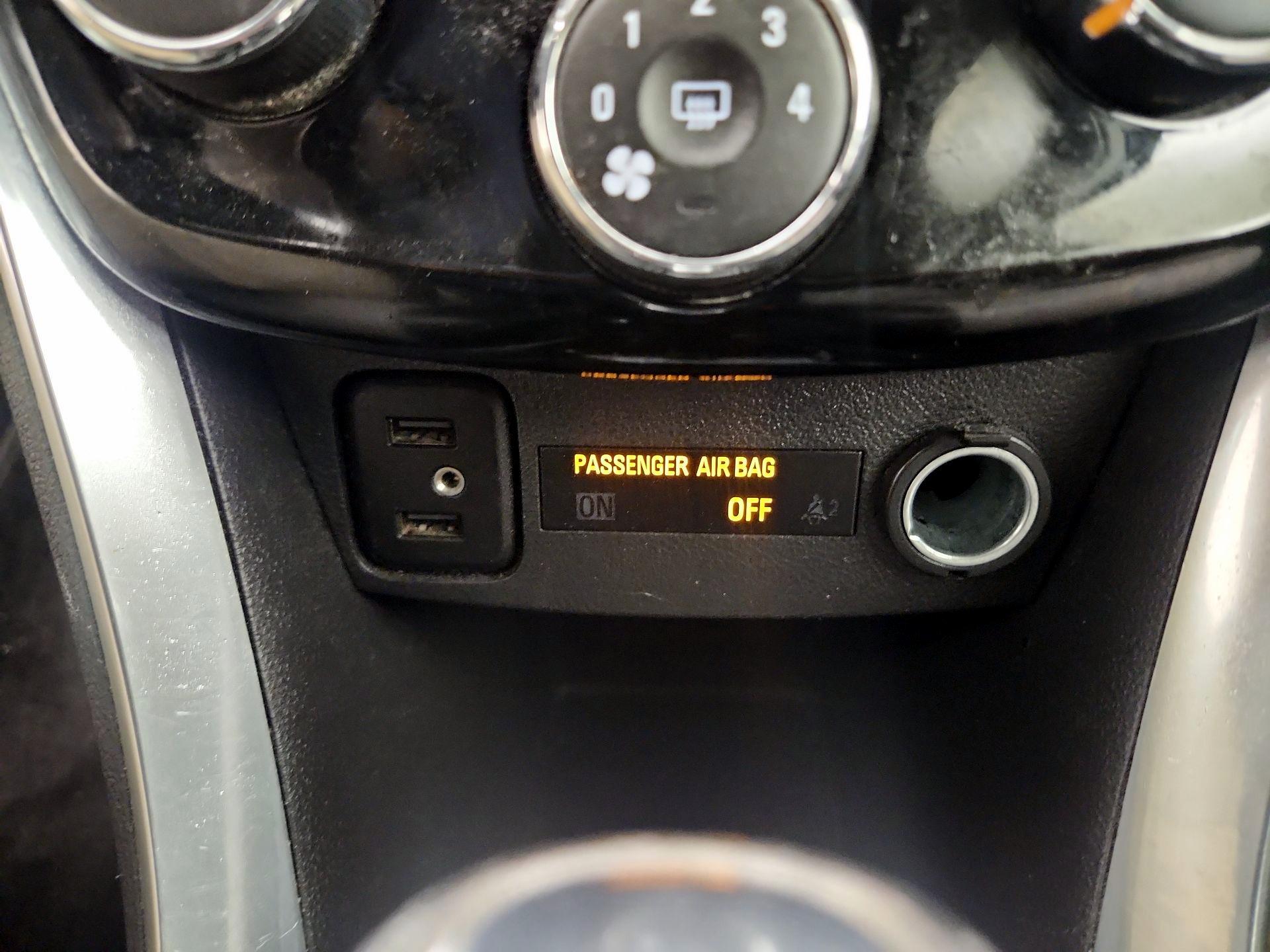 Thumbnail: 2020 Chevrolet Trax - 18