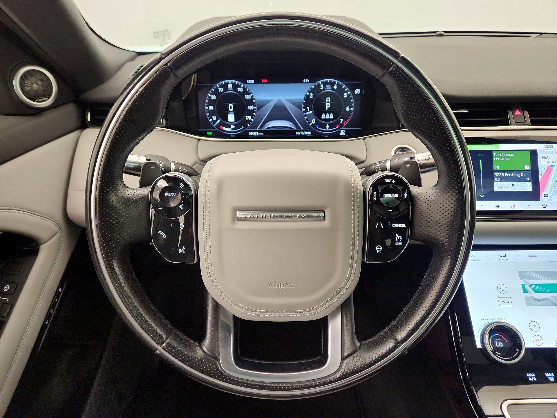 Thumbnail: 2020 Land Rover Range Rover Evoque - 10