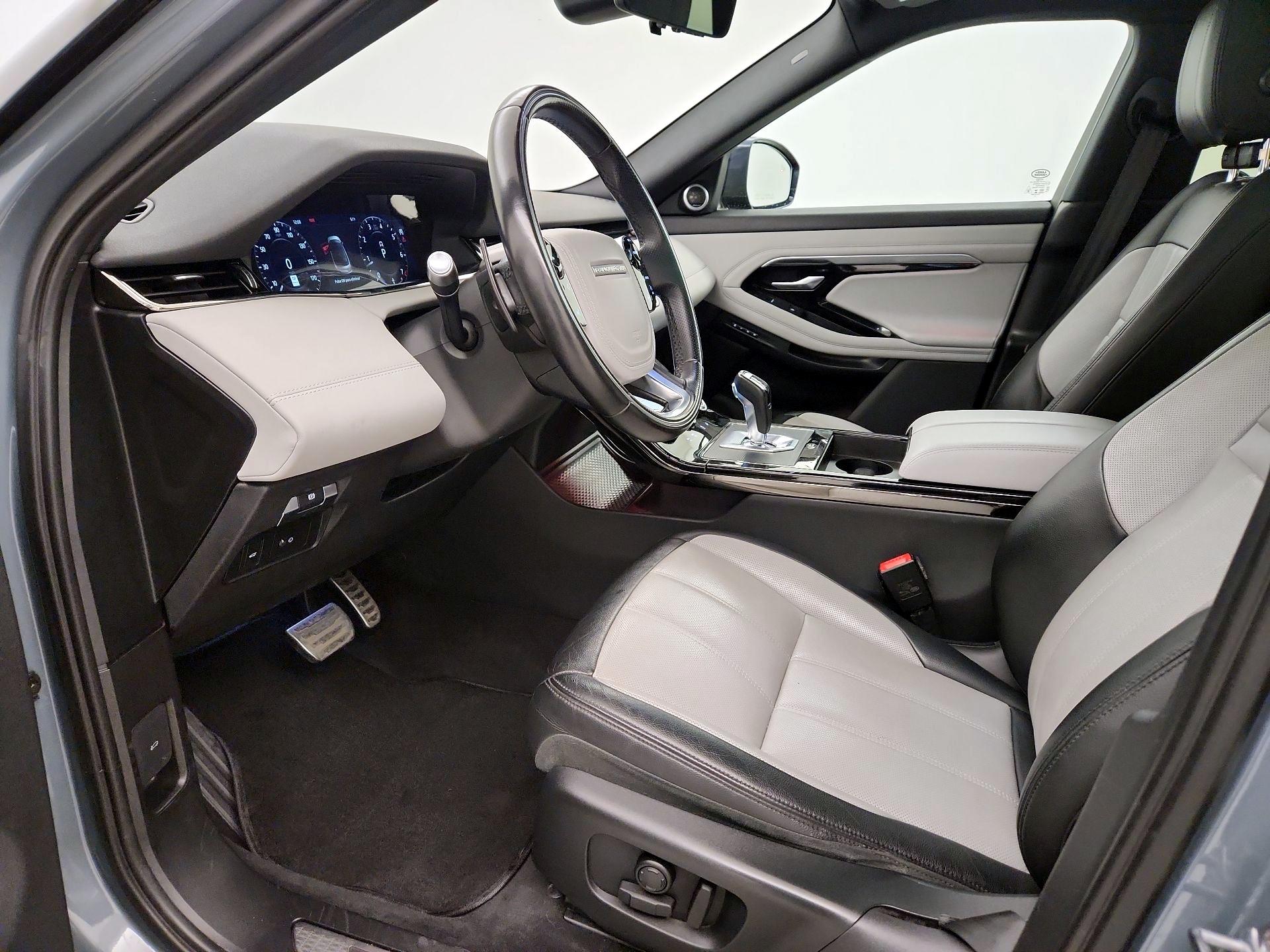 Thumbnail: 2020 Land Rover Range Rover Evoque - 11