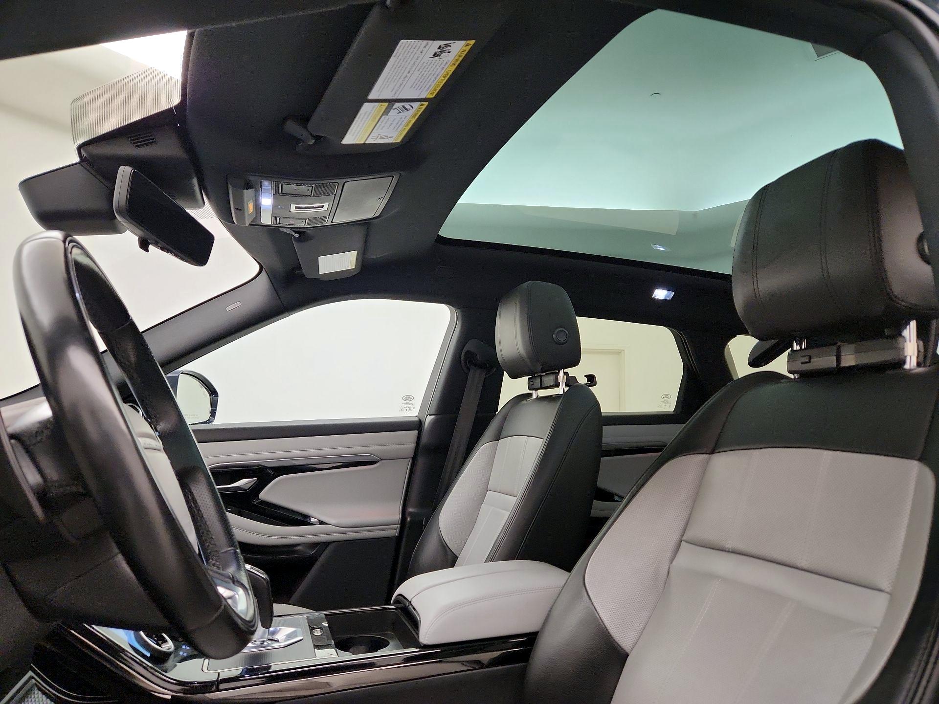 Thumbnail: 2020 Land Rover Range Rover Evoque - 20