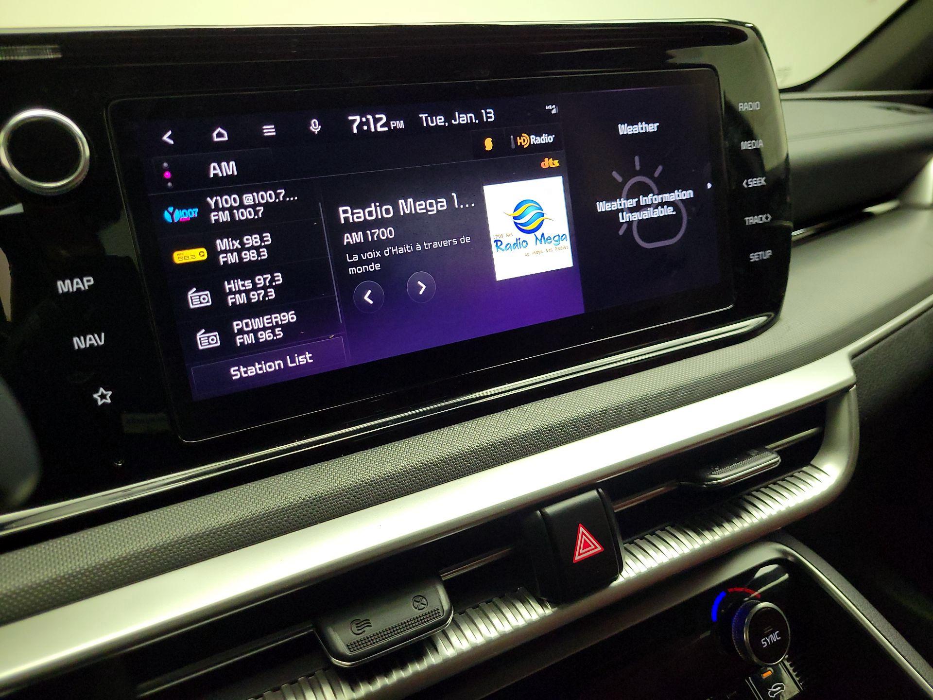 Thumbnail: 2023 Kia K5 - 16