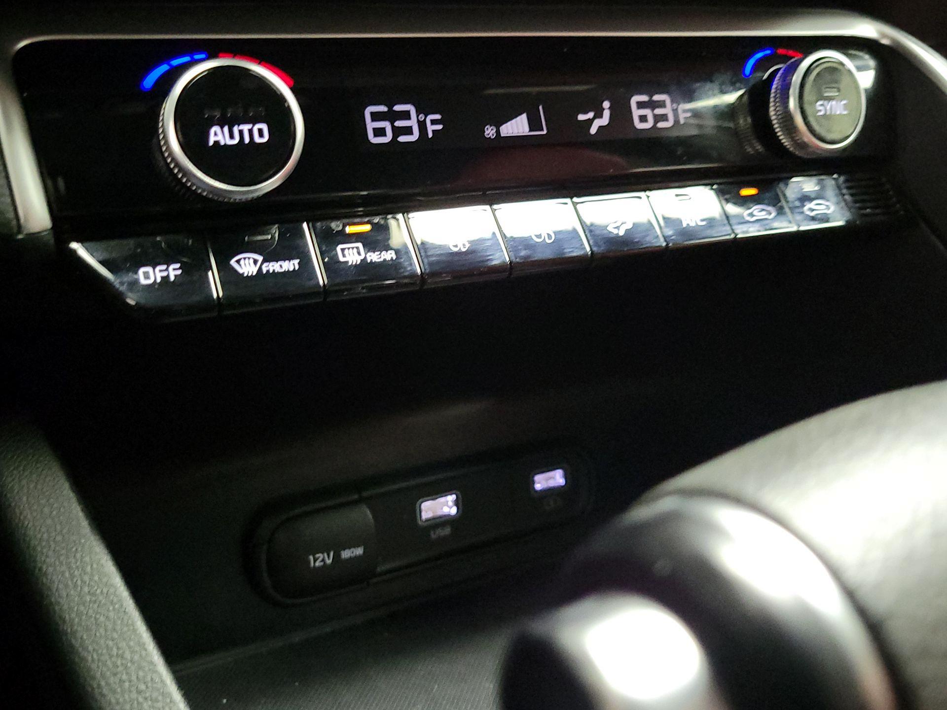 Thumbnail: 2023 Kia K5 - 17