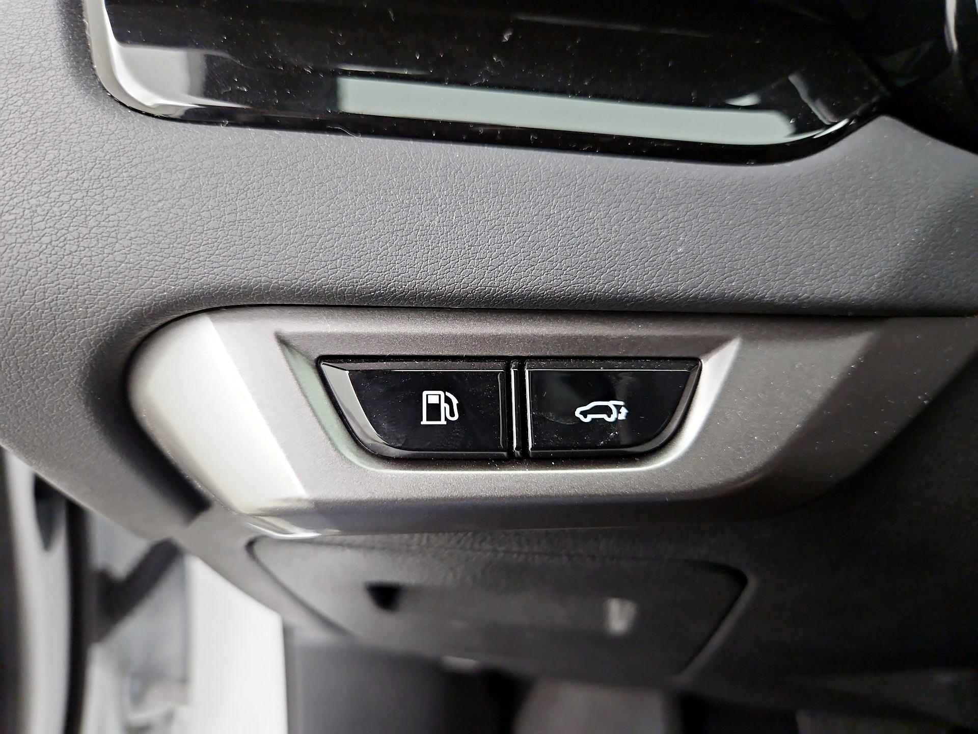 Thumbnail: 2025 Lexus RX - 13