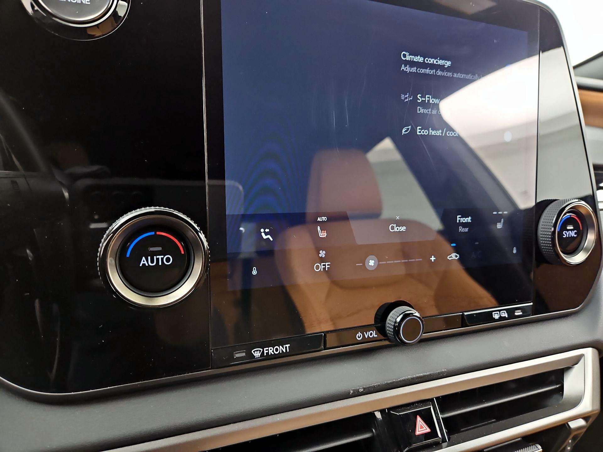 Thumbnail: 2025 Lexus RX - 16