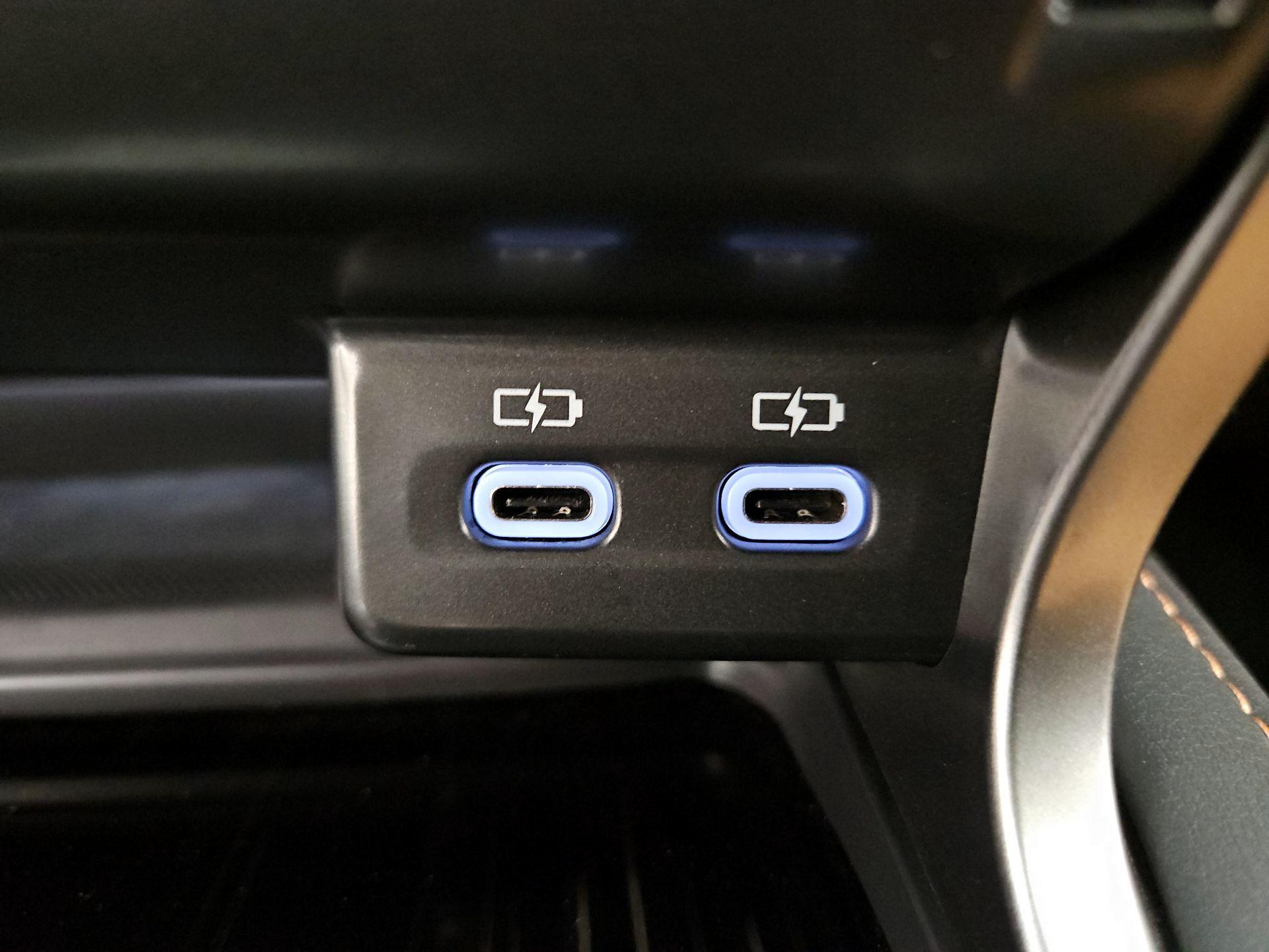 Thumbnail: 2025 Lexus RX - 18