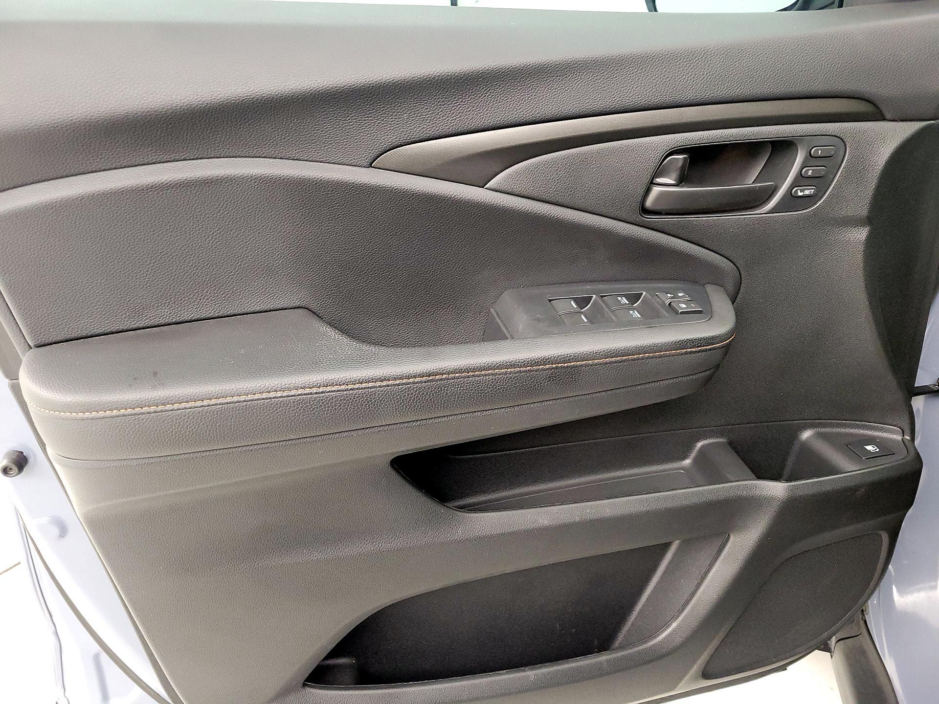 Thumbnail: 2025 Honda Ridgeline - 12