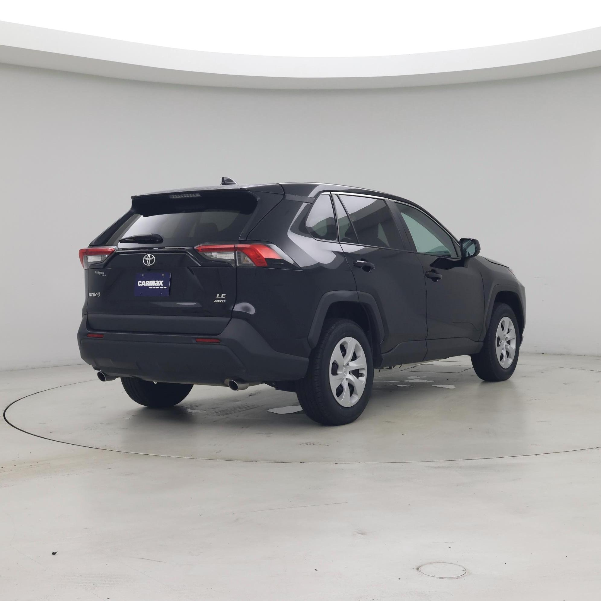 Thumbnail: 2024 Toyota RAV4 - 8