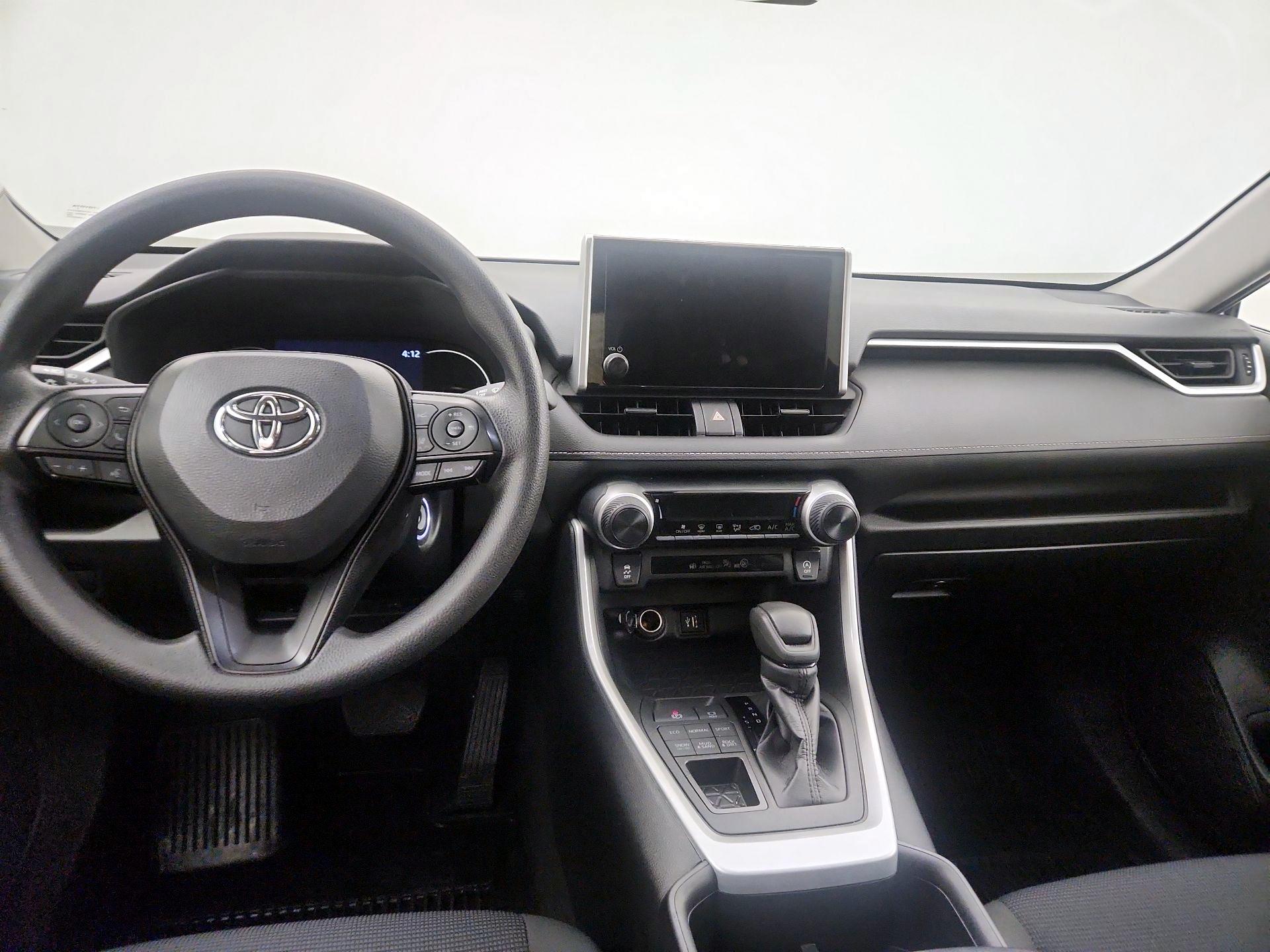 Thumbnail: 2024 Toyota RAV4 - 9