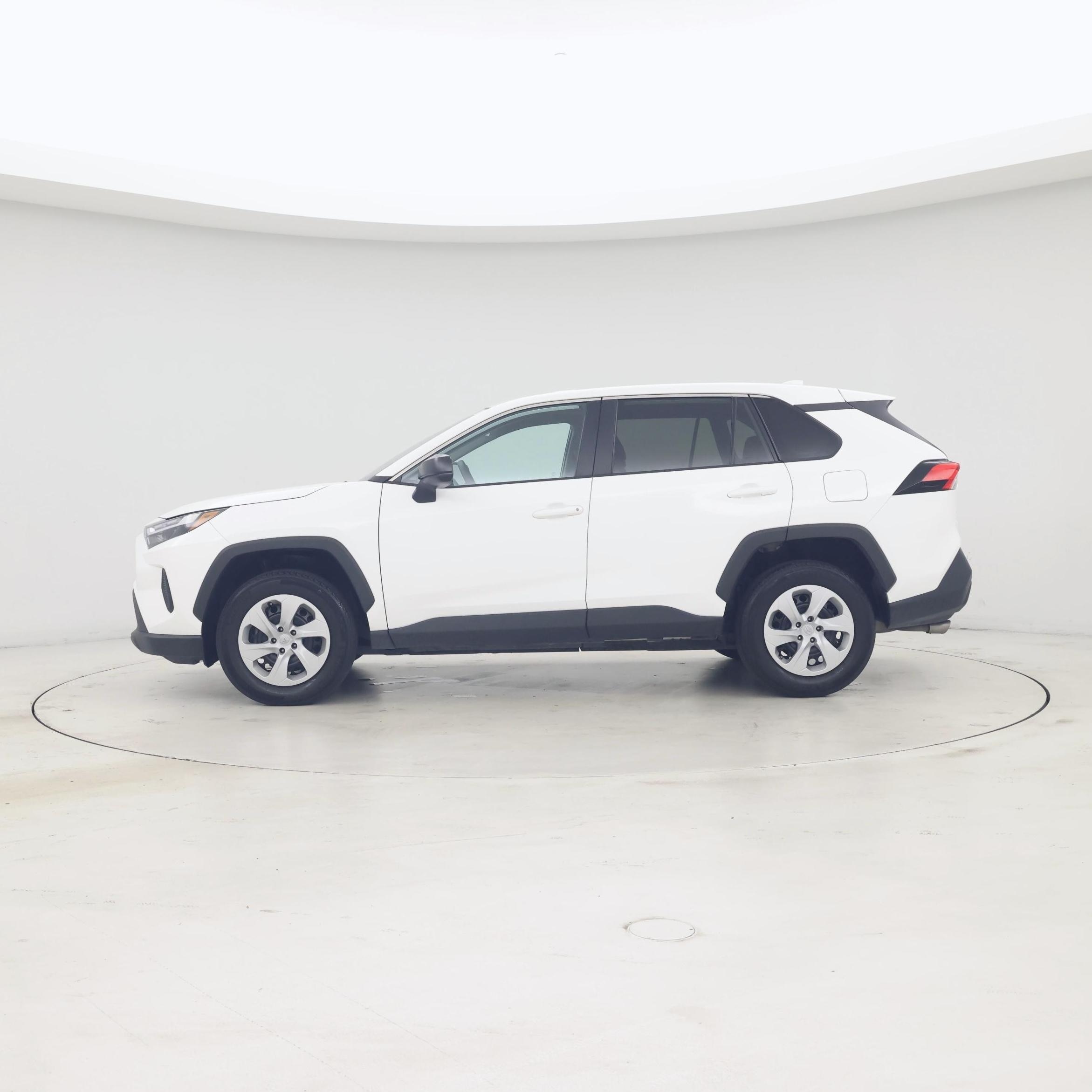 Thumbnail: 2024 Toyota RAV4 - 3