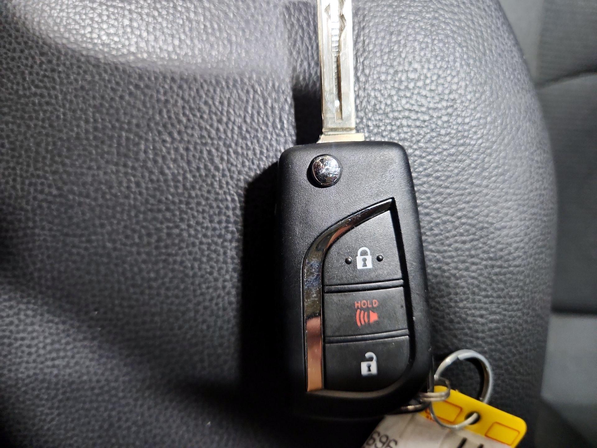 Thumbnail: 2024 Toyota RAV4 - 18