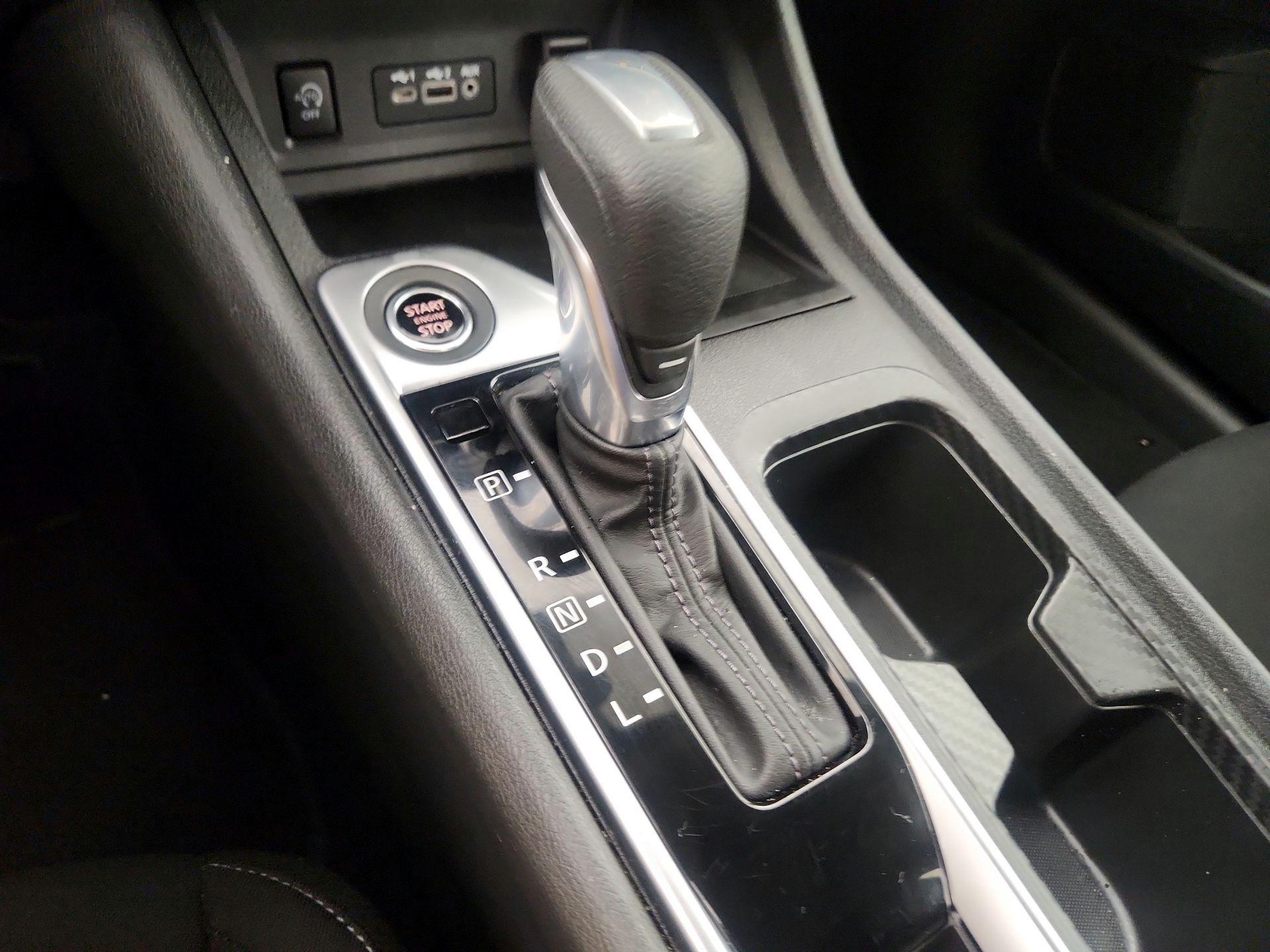 Thumbnail: 2024 Nissan Sentra - 17