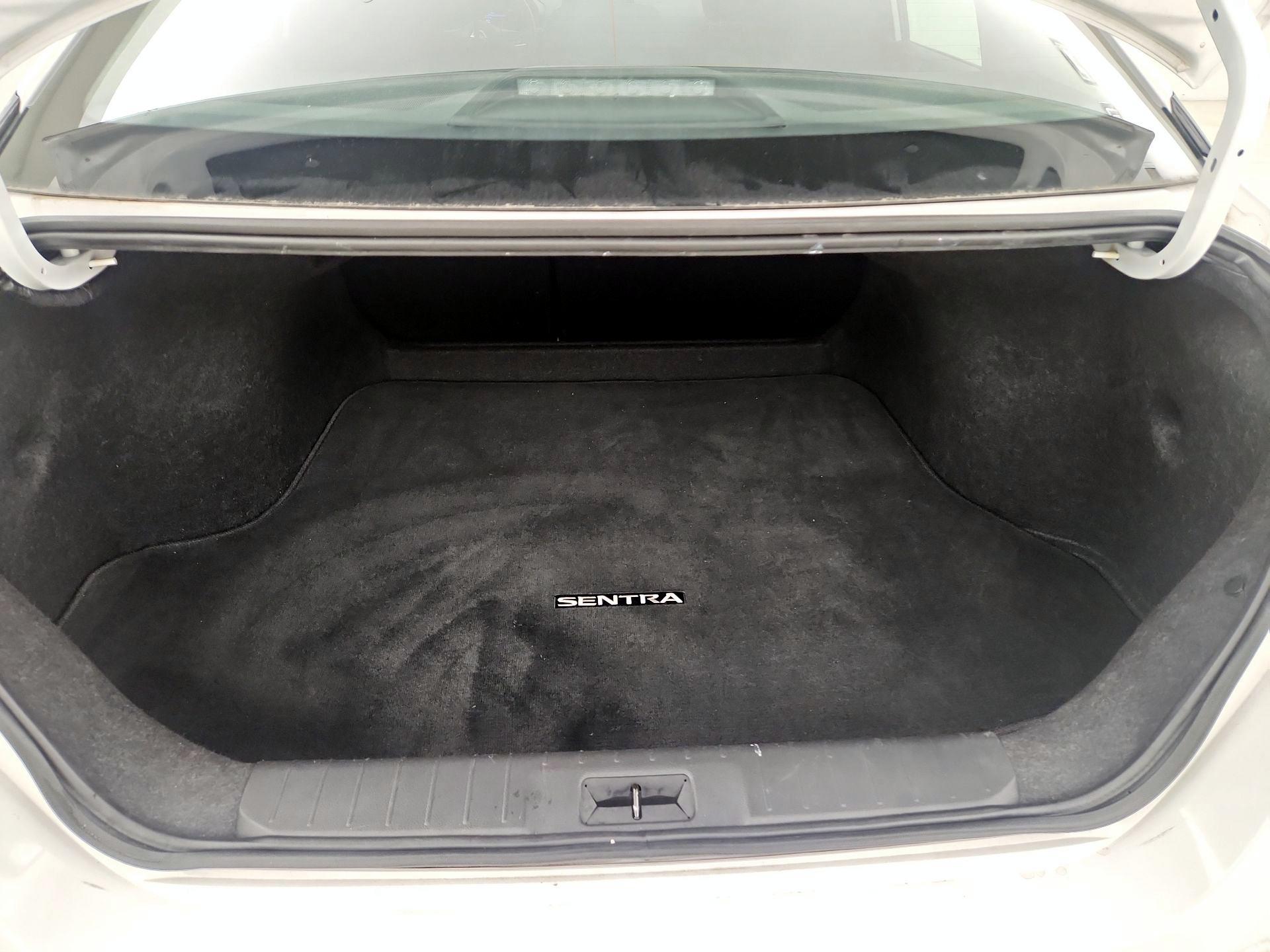 Thumbnail: 2024 Nissan Sentra - 20