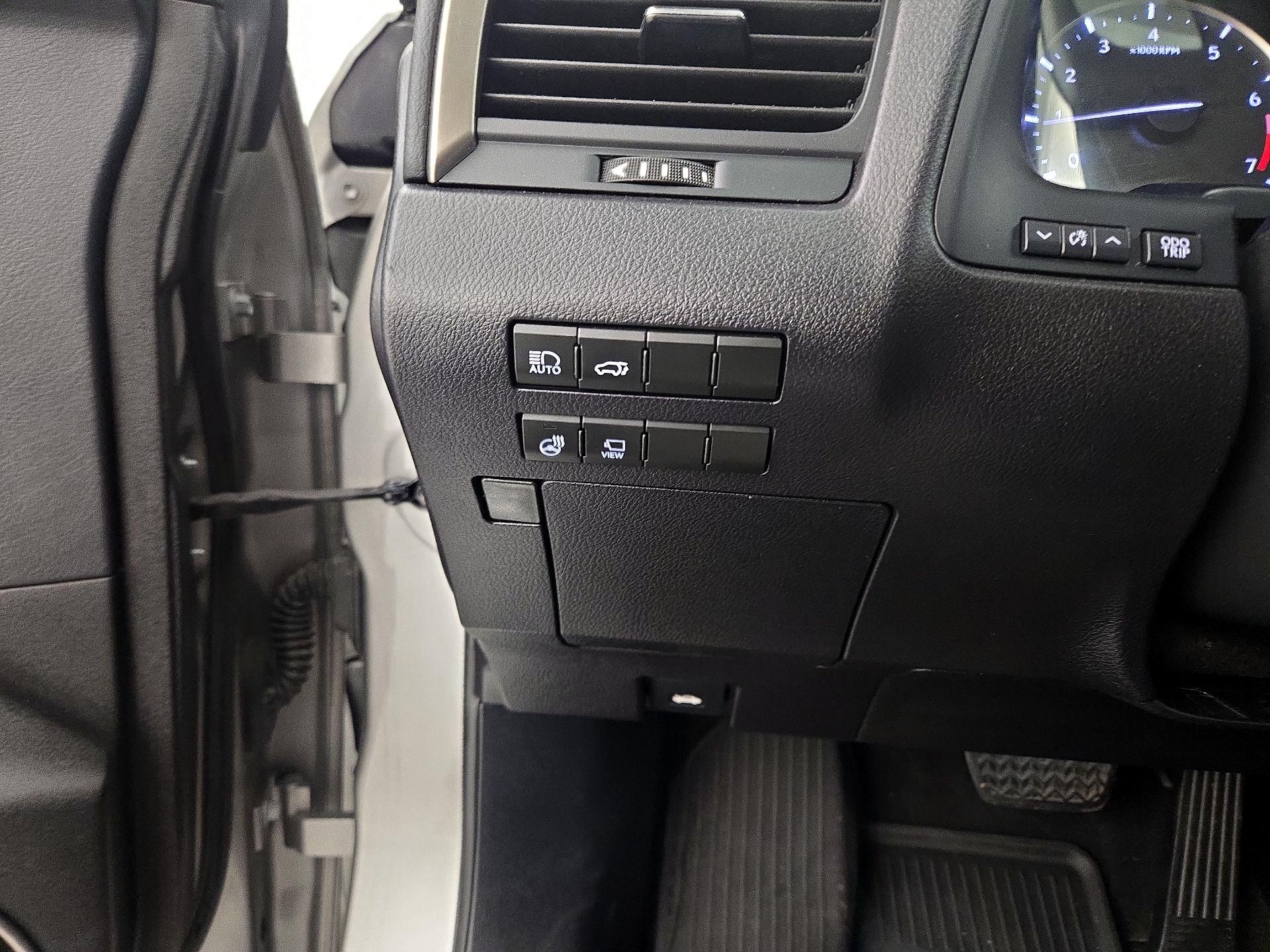 Thumbnail: 2022 Lexus RX - 13