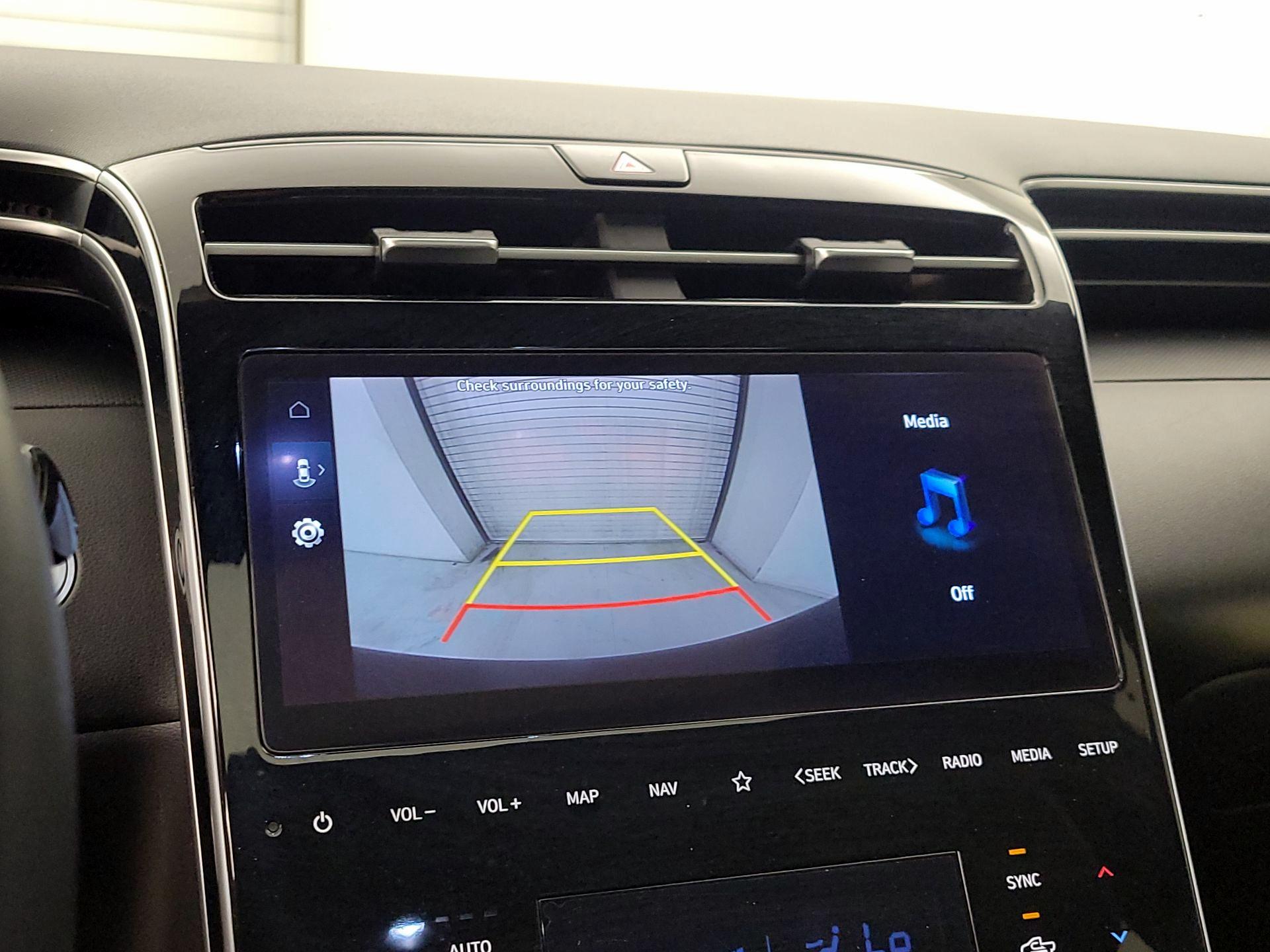 Thumbnail: 2024 Hyundai Santa Cruz - 15