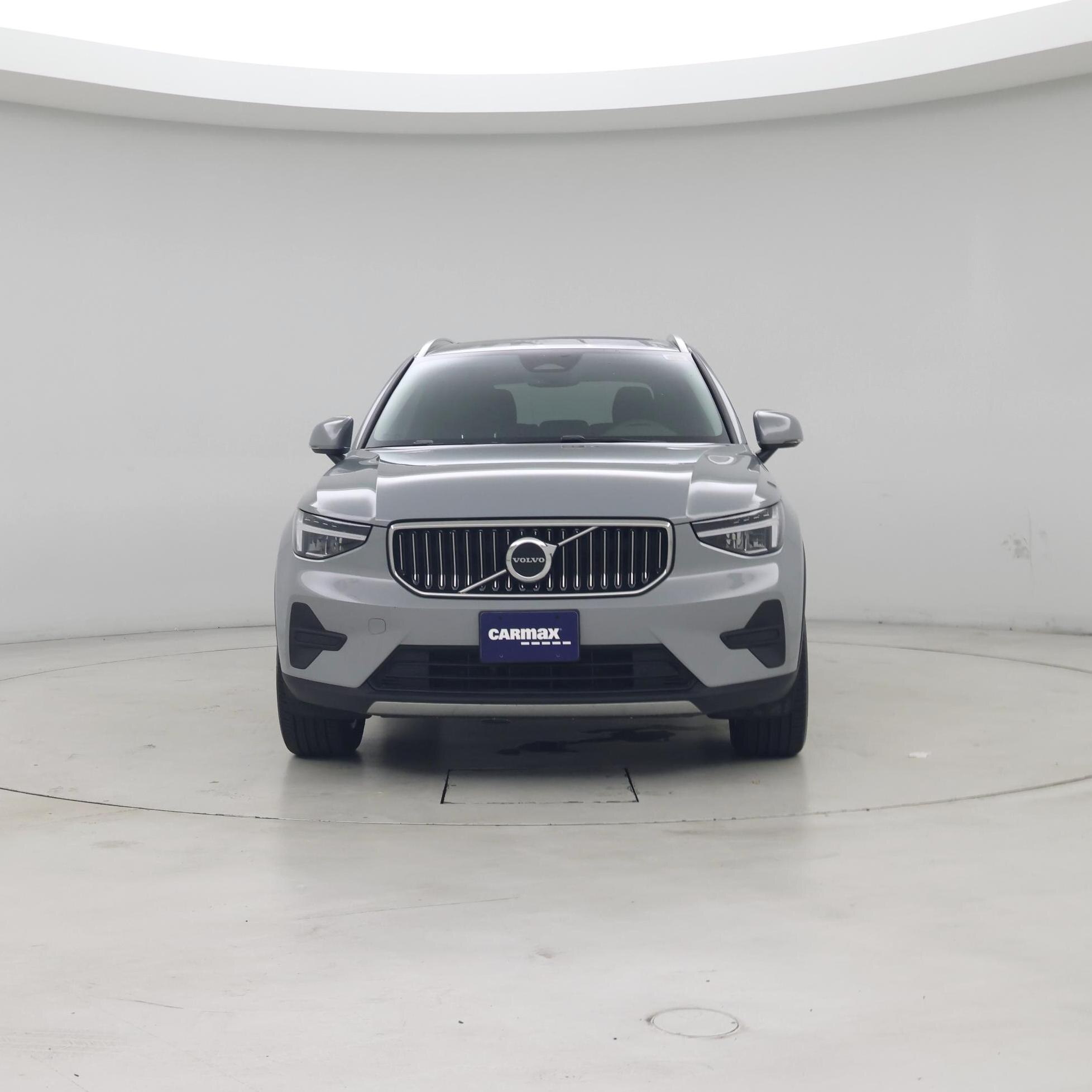 Thumbnail: 2025 Volvo XC40 - 5