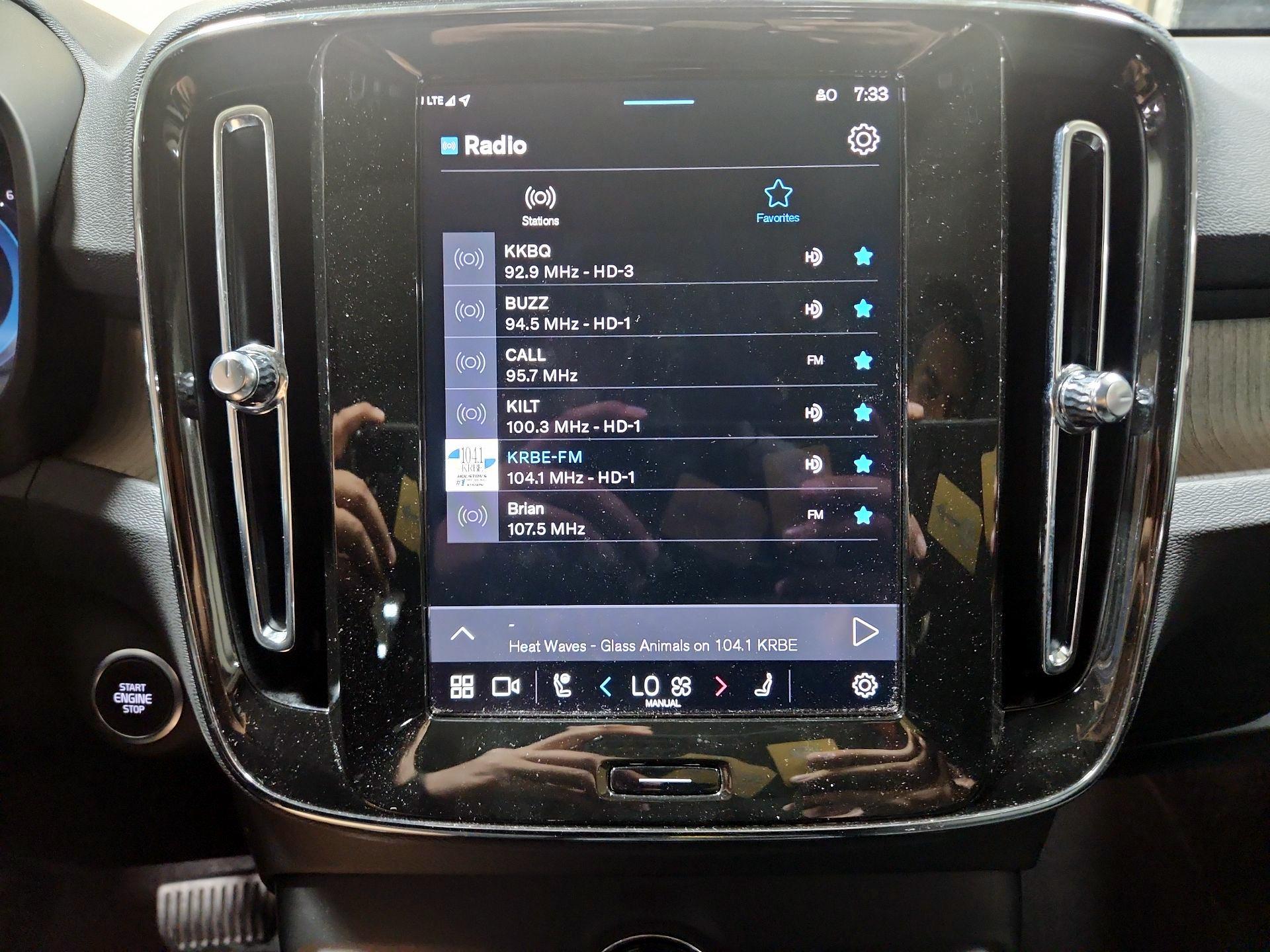 Thumbnail: 2025 Volvo XC40 - 13